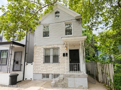 Photo for 289 Rose Street 2