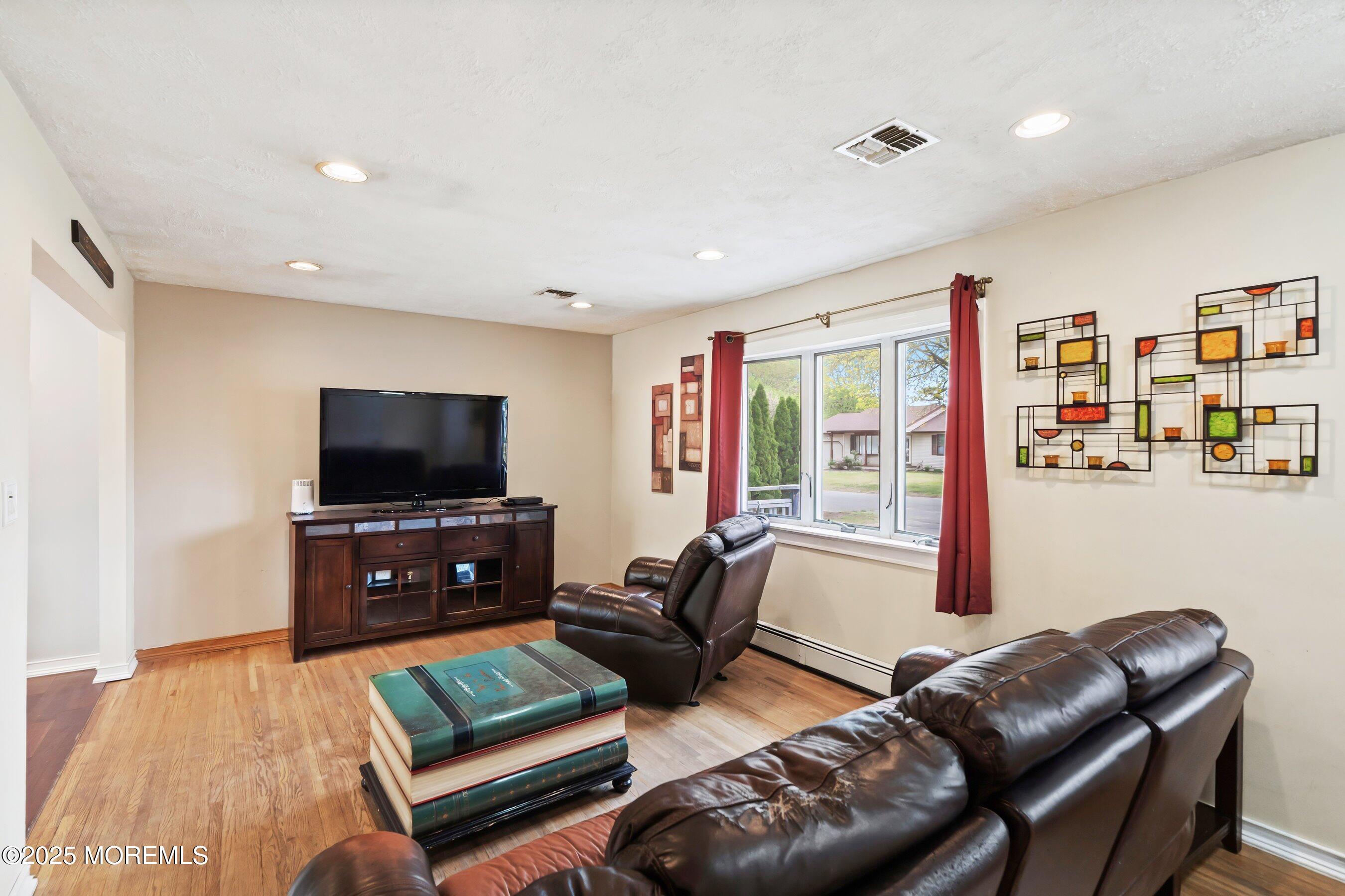 833 6th Avenue, Toms River, New Jersey image 4