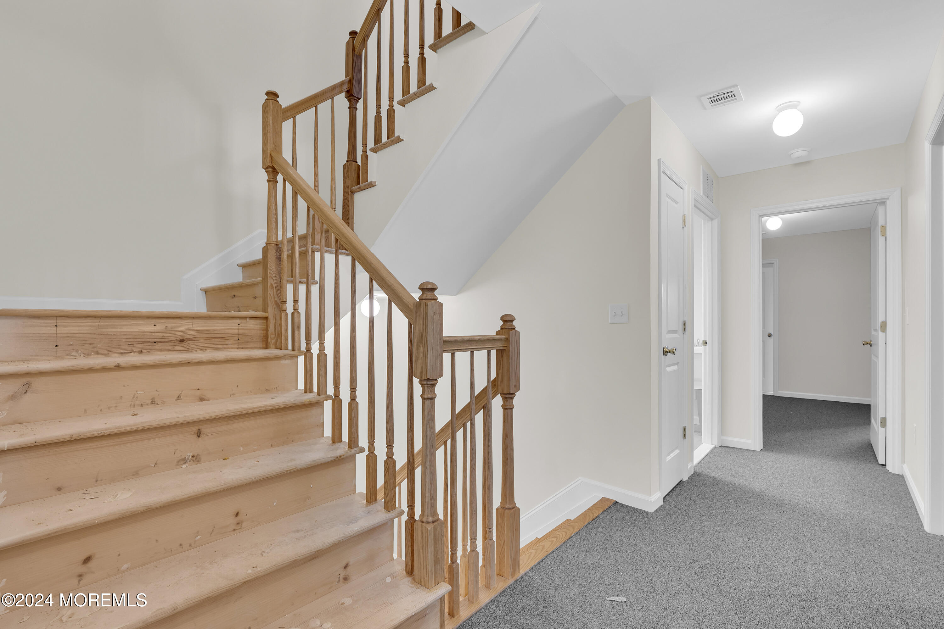 19 Lenox Drive, Lakewood, New Jersey image 32