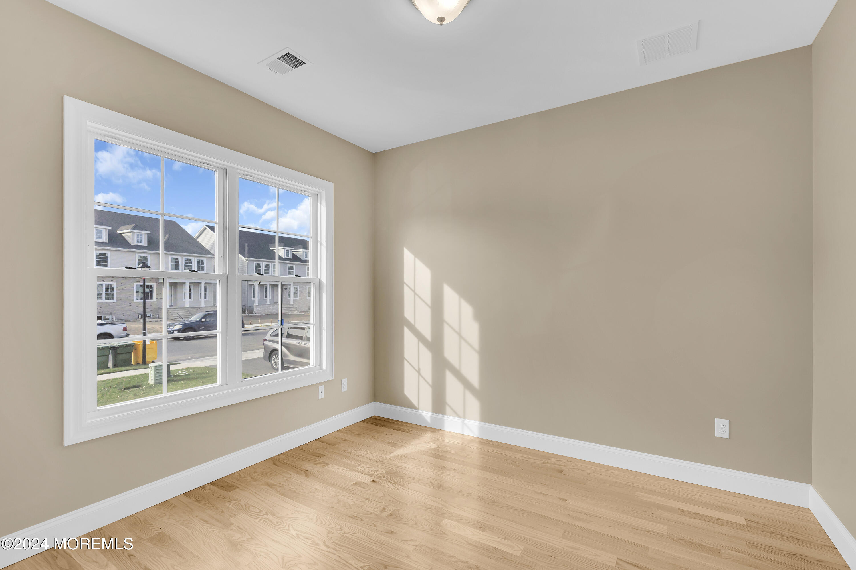 19 Lenox Drive, Lakewood, New Jersey image 6