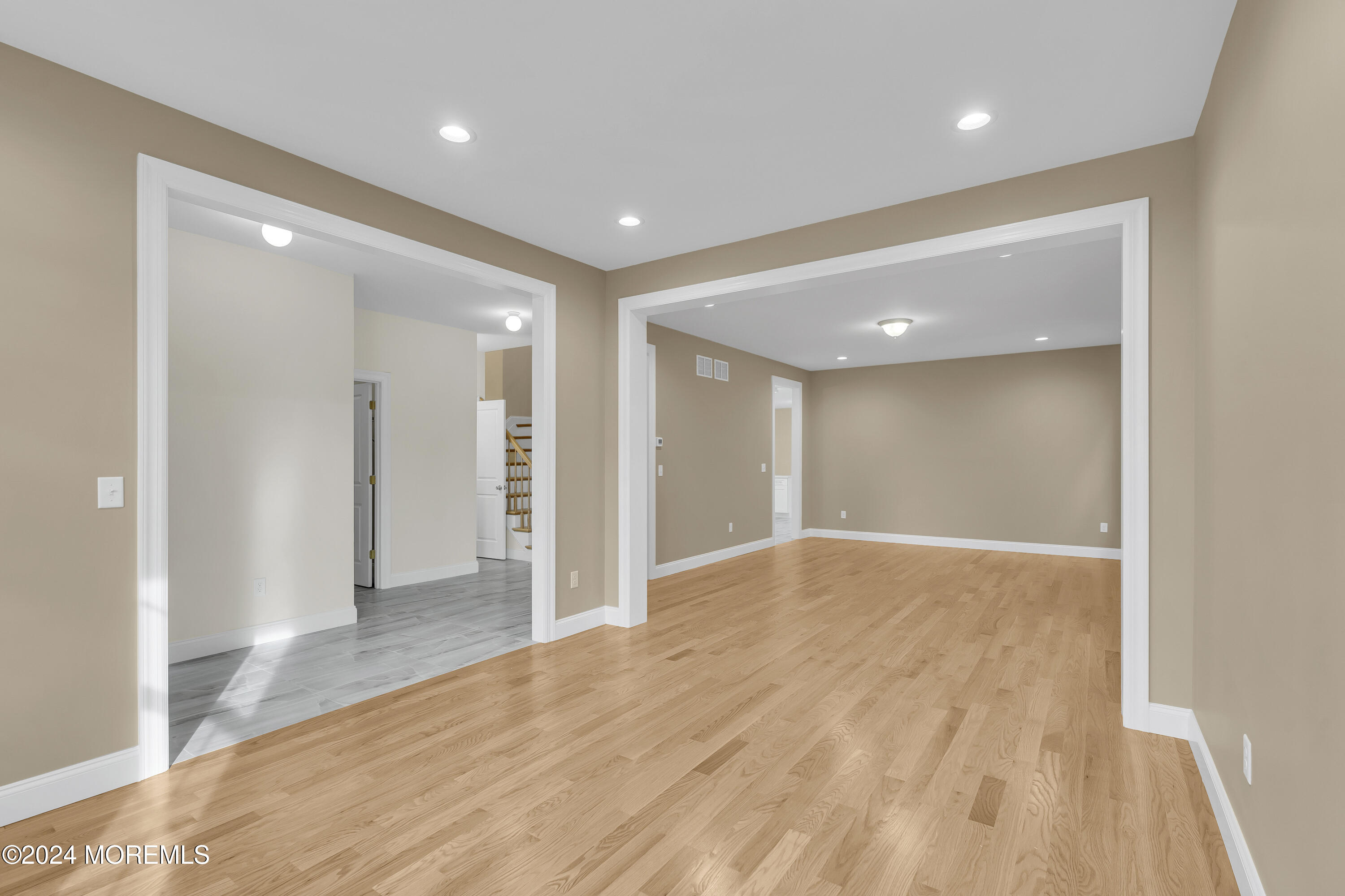 19 Lenox Drive, Lakewood, New Jersey image 7