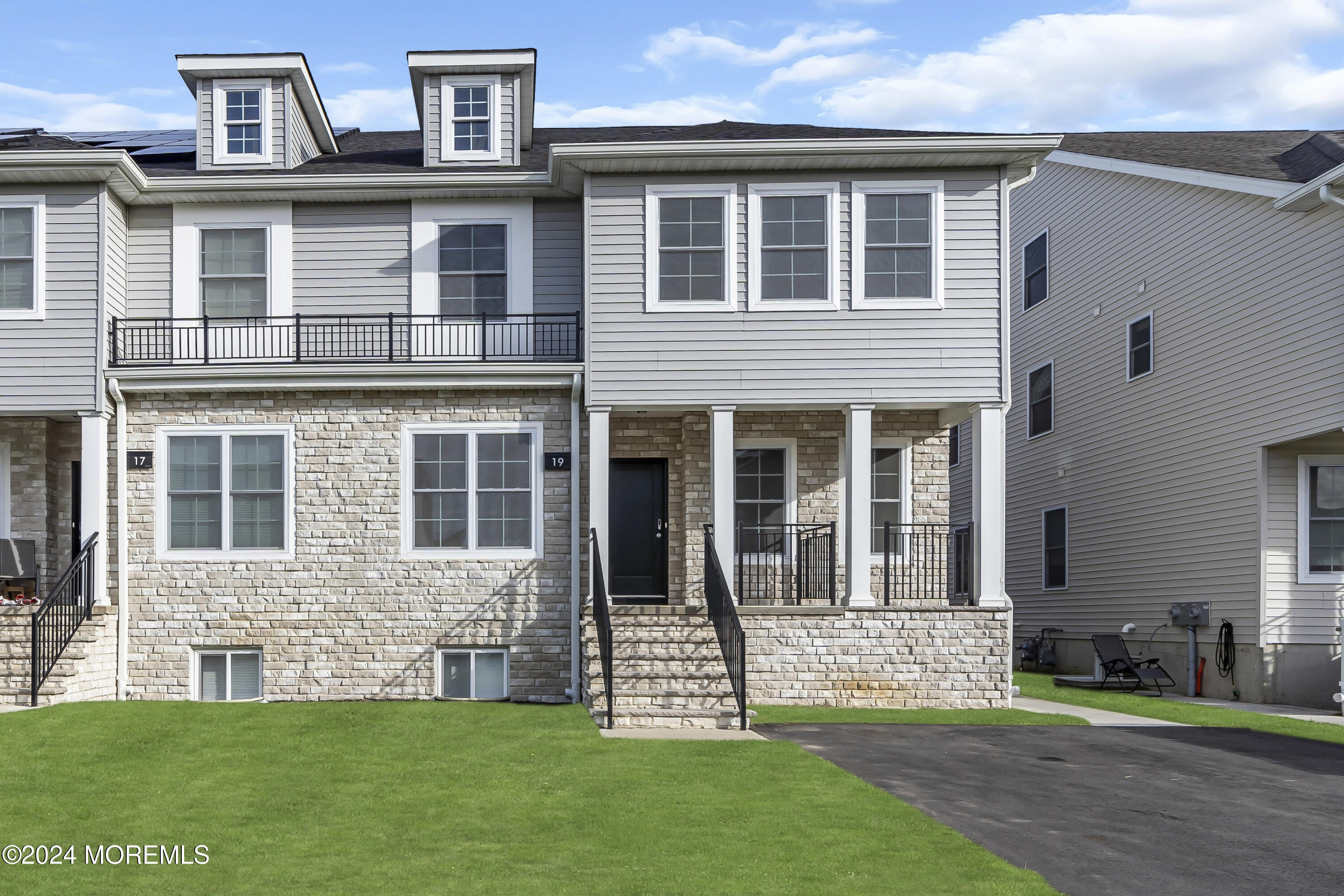 19 Lenox Drive, Lakewood, New Jersey image 1