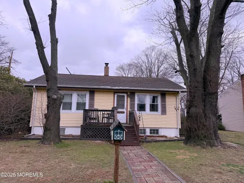 MLS: 22508880