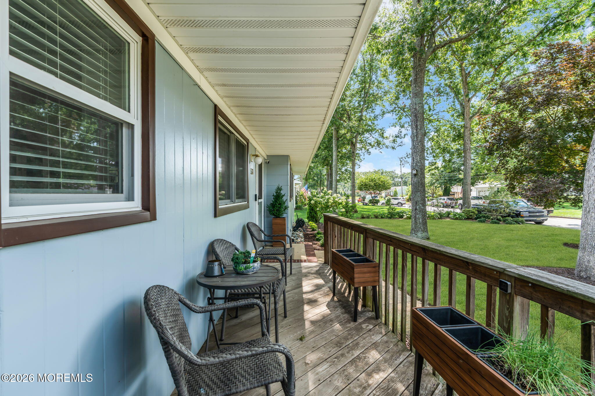 561 Oakhollow Lane