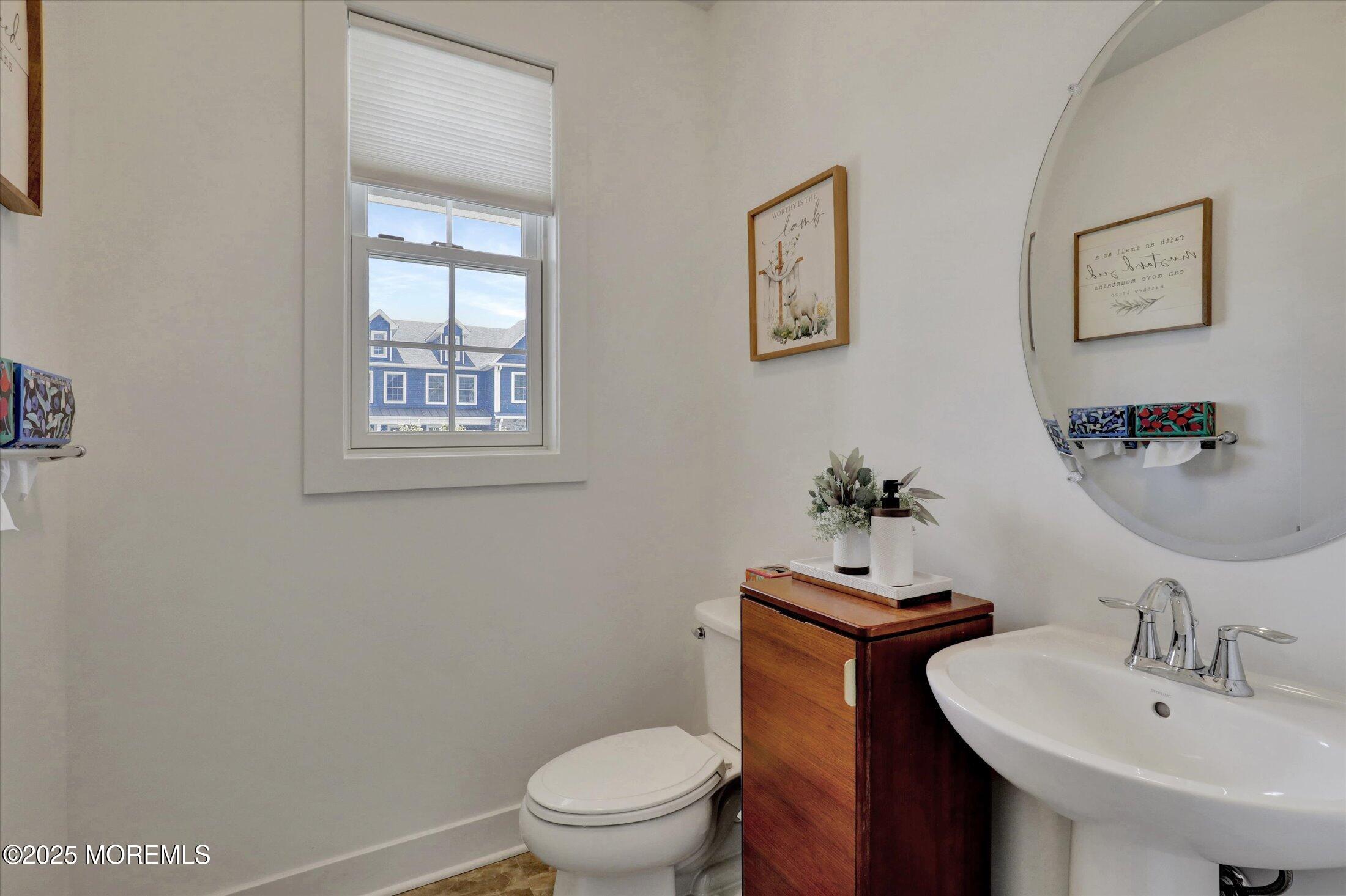 84 Valentino Drive, Old Bridge, New Jersey image 23