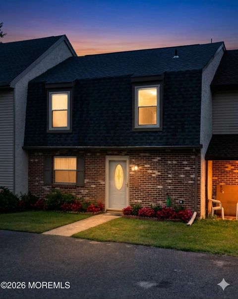 Condo For Sale - 38 Noble Road<br/> Sicklerville, NJ 08081