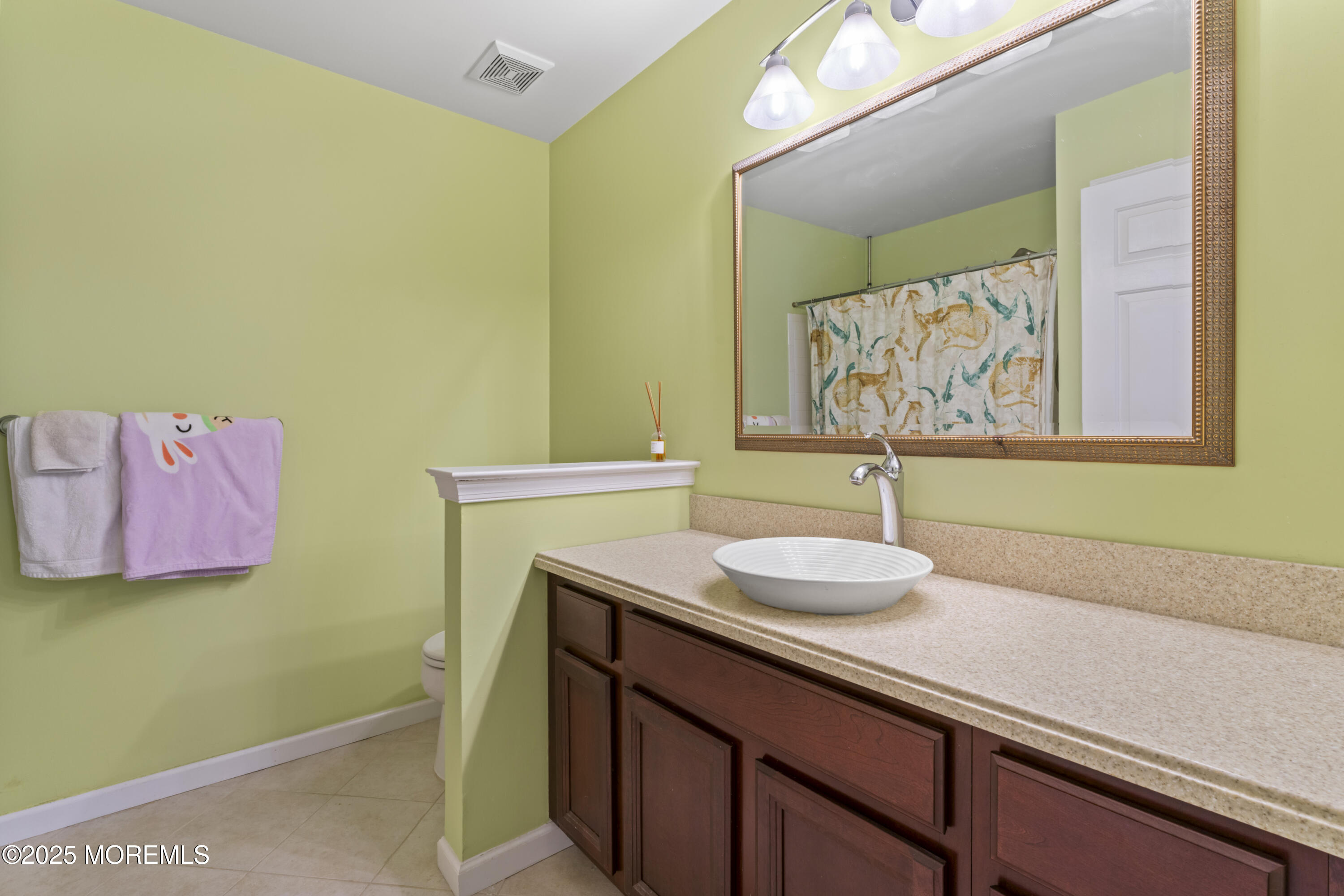 1202 Cypress Lane #2, East Brunswick, New Jersey image 8