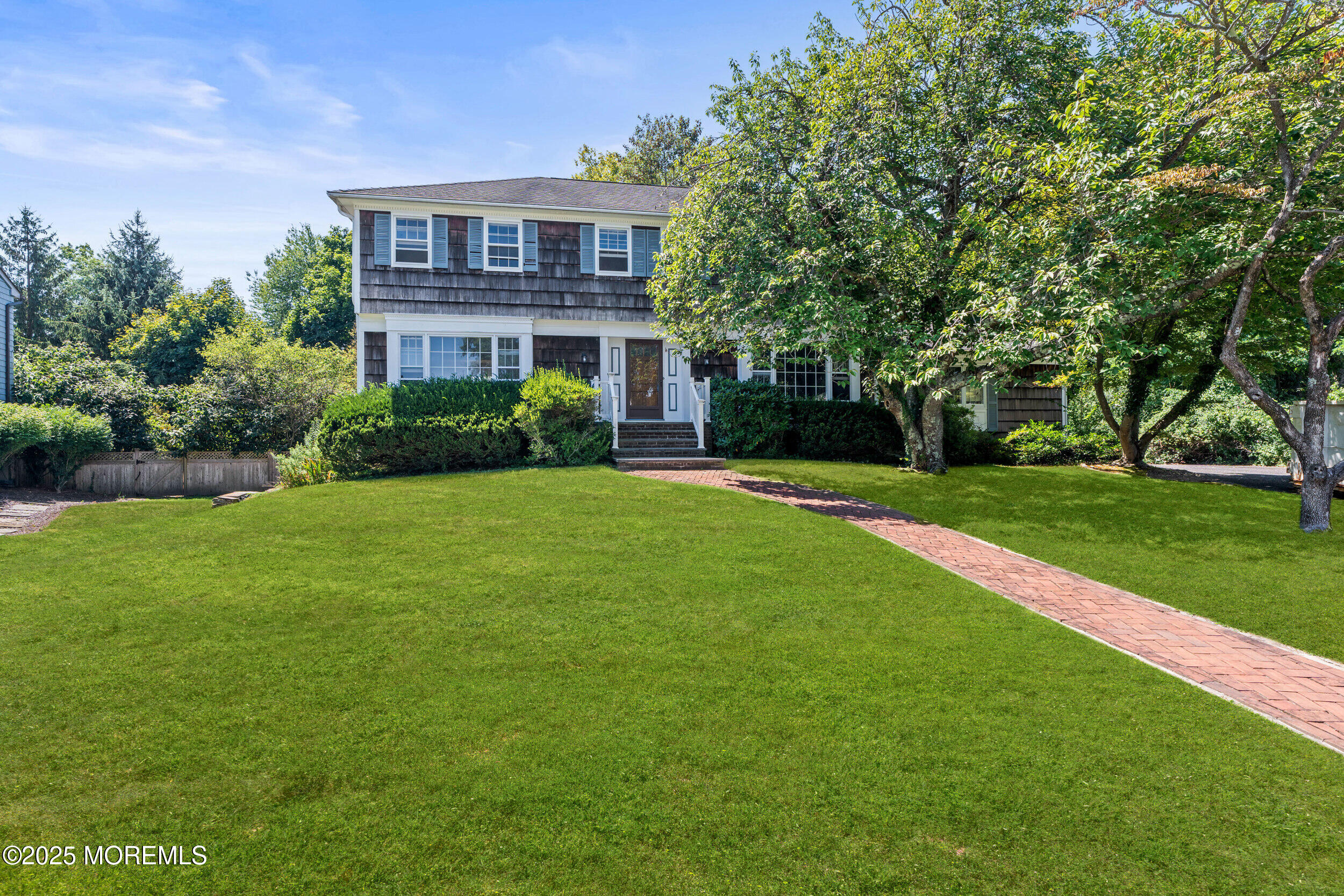 26 Rustic Terrace