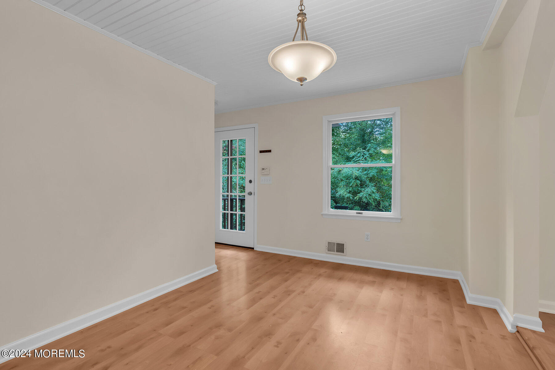 188 Five Points Road, Colts Neck, New Jersey image 4