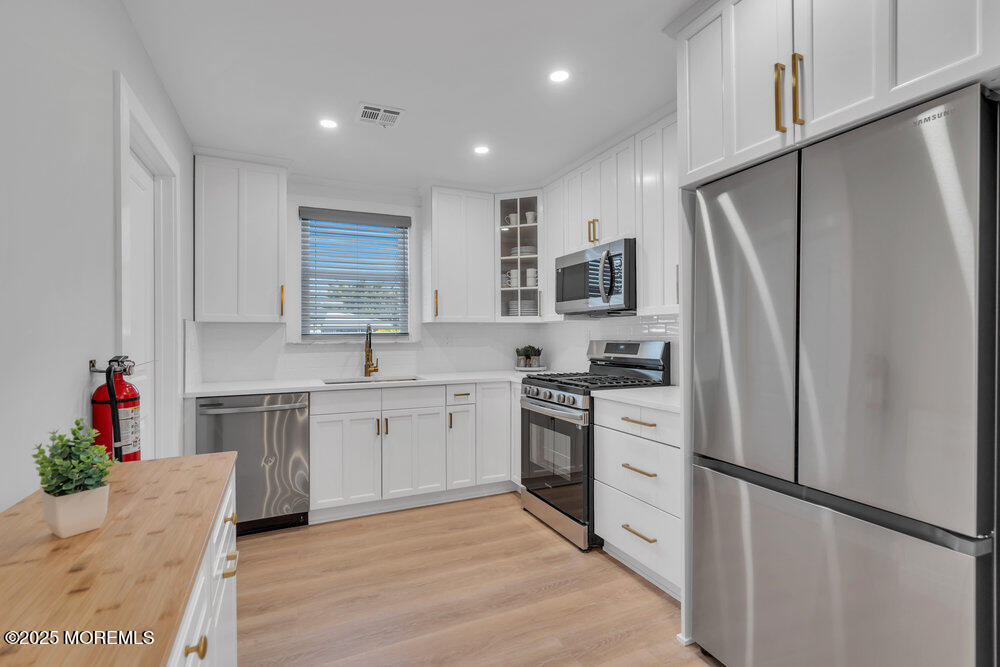 23 Santa Fe Court, Toms River, New Jersey image 9