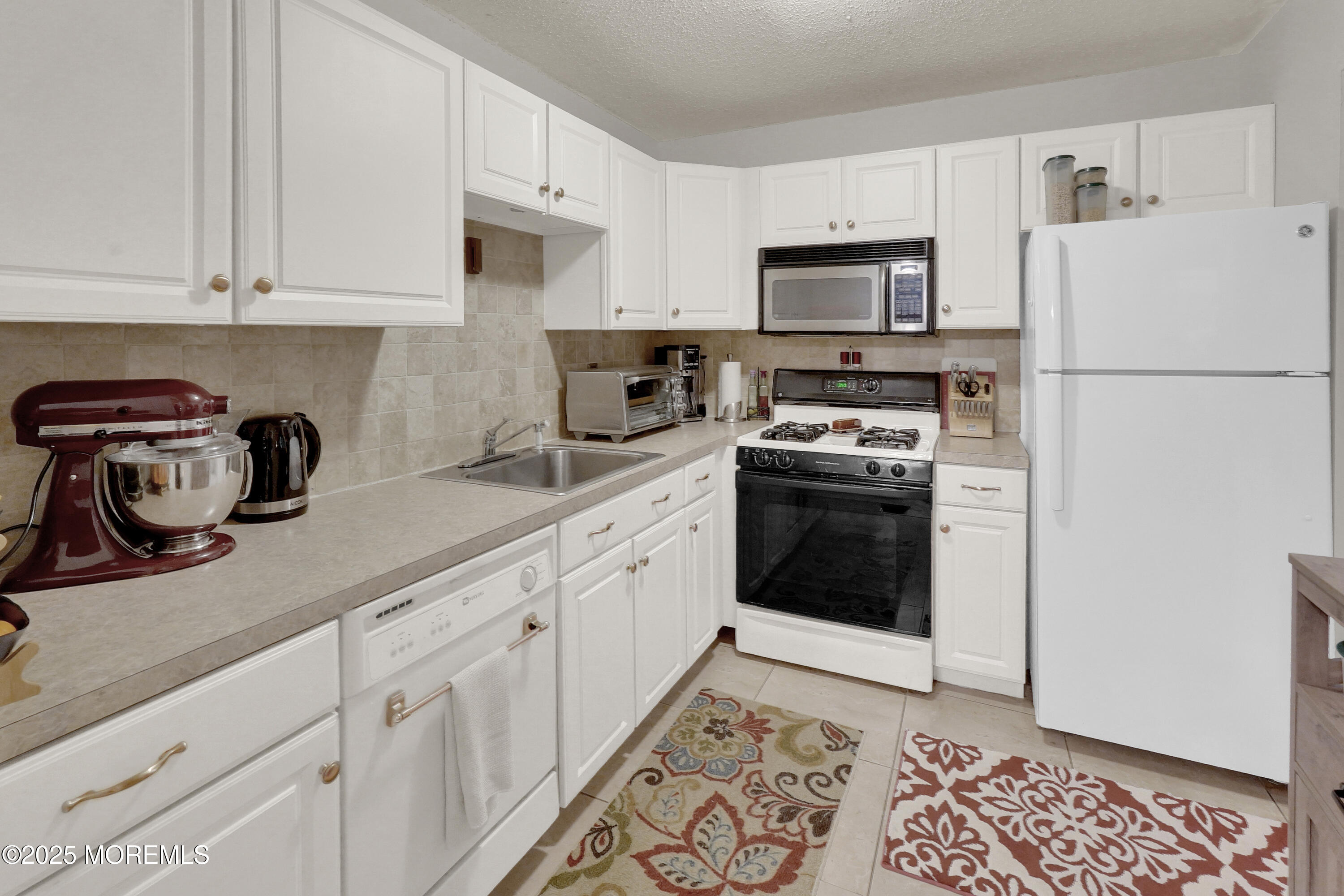 104 Deerfoot Way, Jackson, New Jersey image 8