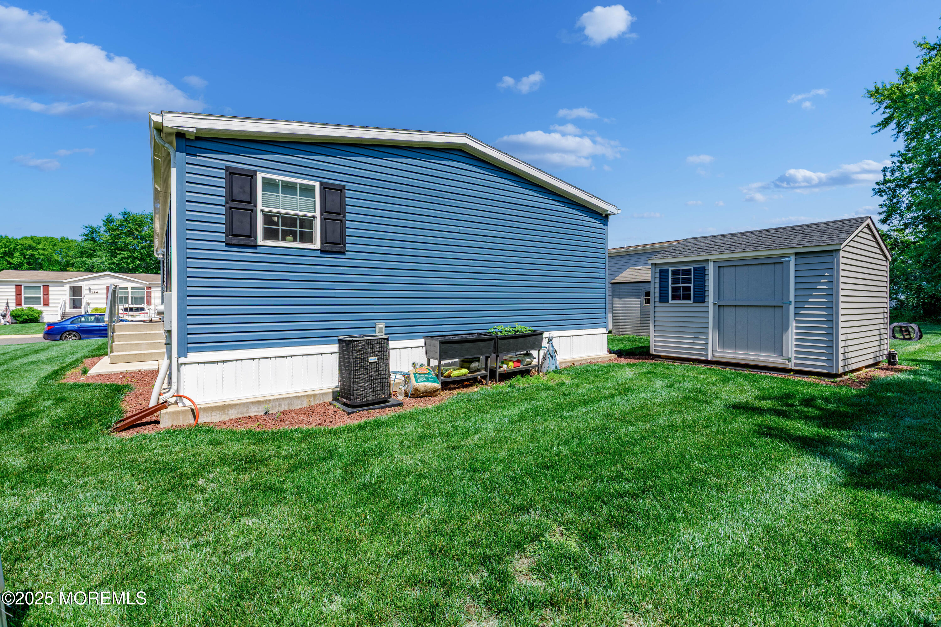 193 Farm Road