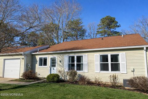 Condo For Sale - 799A Westminster Court<br/> Manchester, NJ 08759