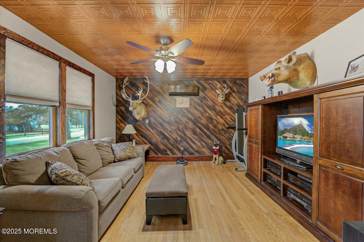 80 Tracy Station Road, Manalapan, New Jersey image 6