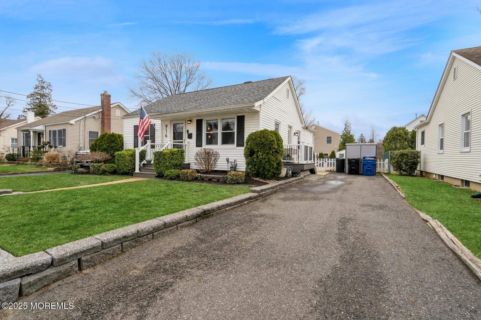916 Park Place, Middletown, New Jersey image 5
