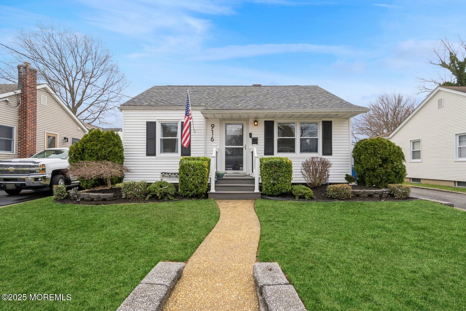 916 Park Place, Middletown, New Jersey image 3