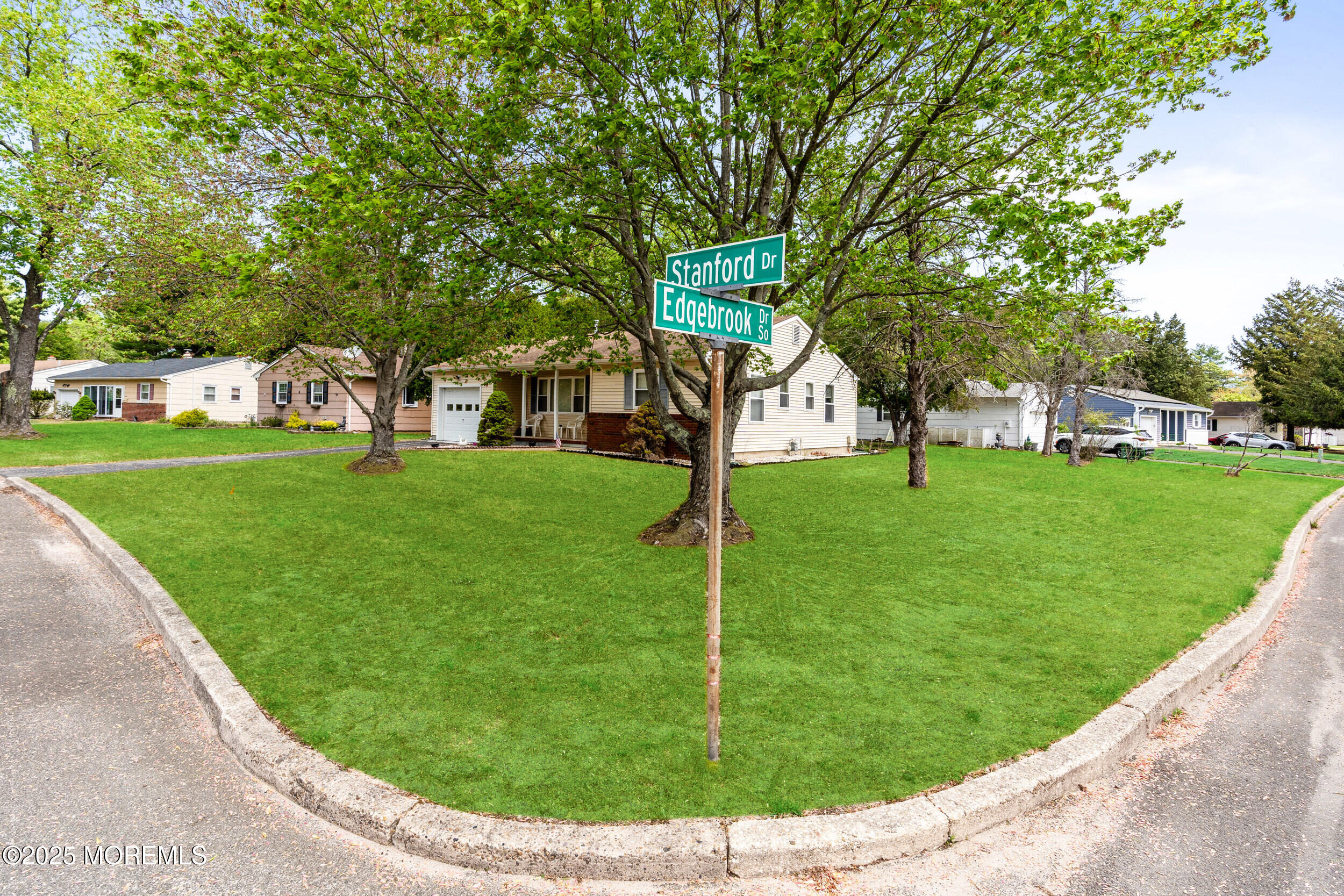 2 Stanford Drive, Toms River, New Jersey image 3