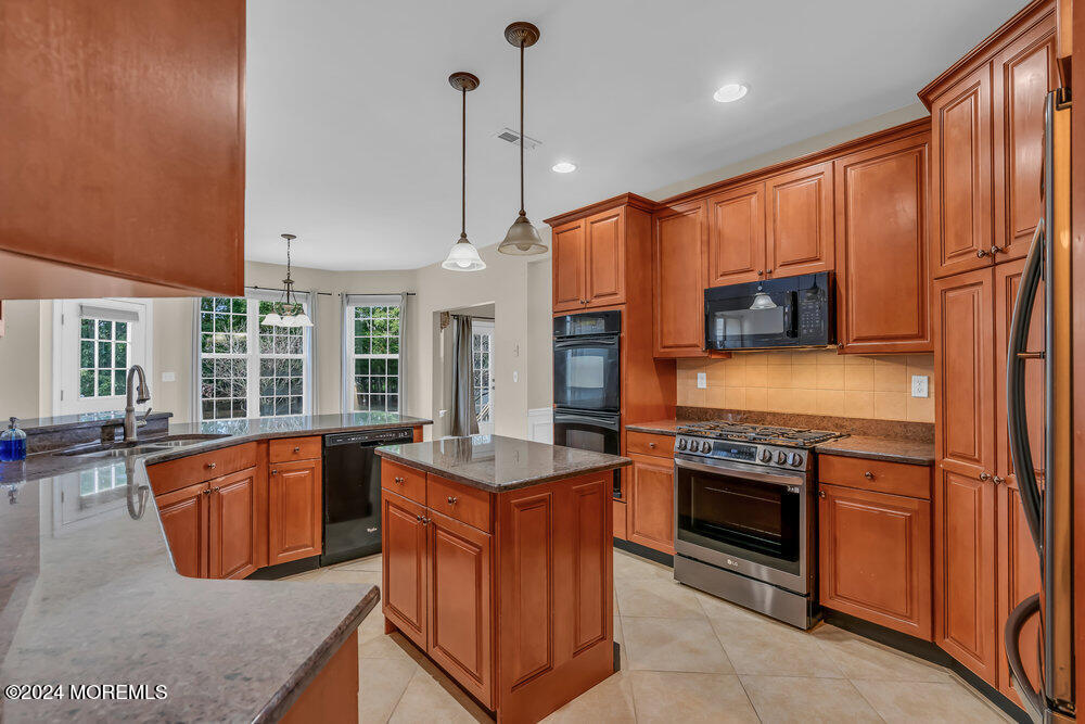 10 Meadow Run Court, Jackson, New Jersey image 28