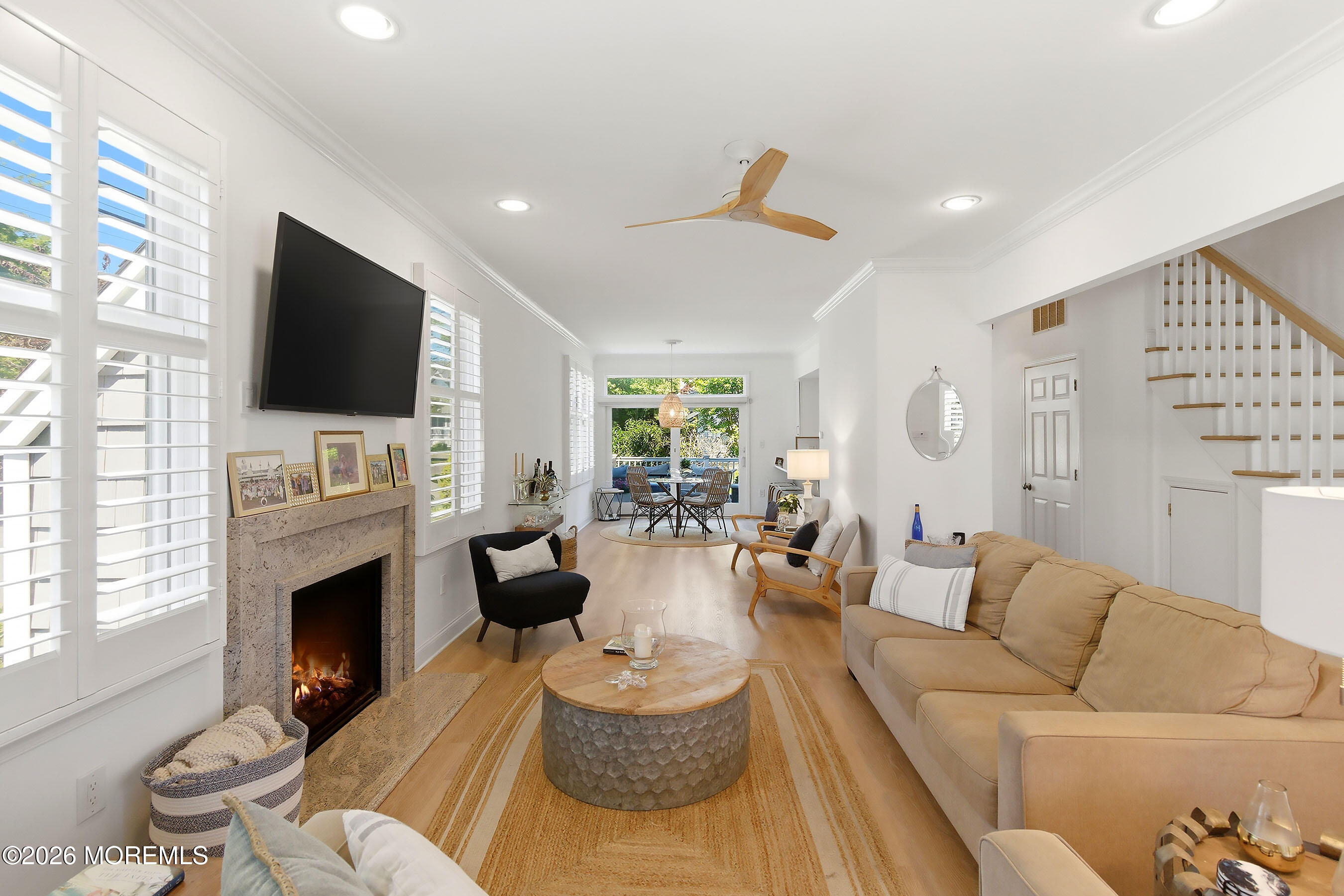 384 Pine Avenue