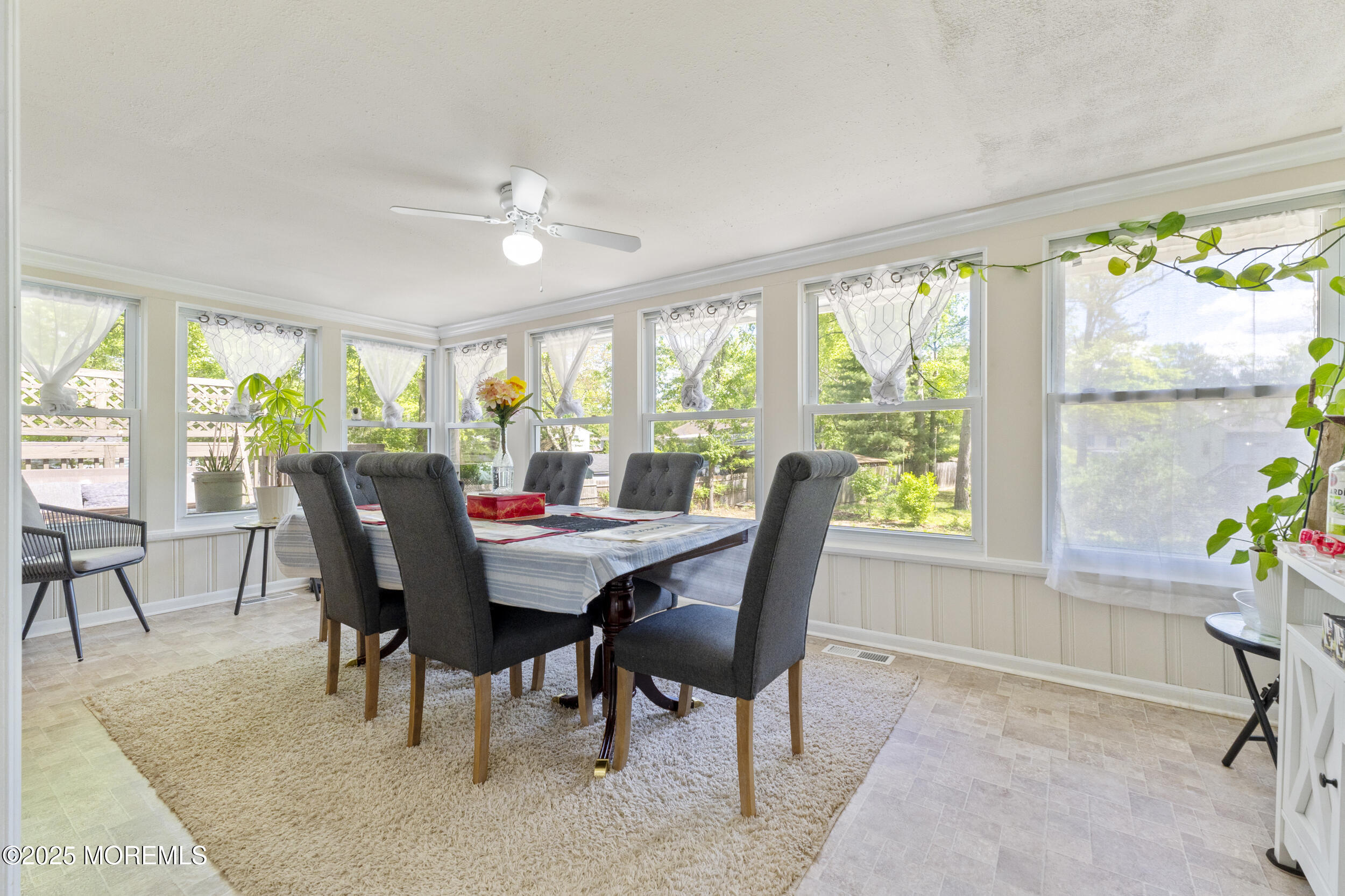 411 Manalapan Road, Spotswood, New Jersey image 18