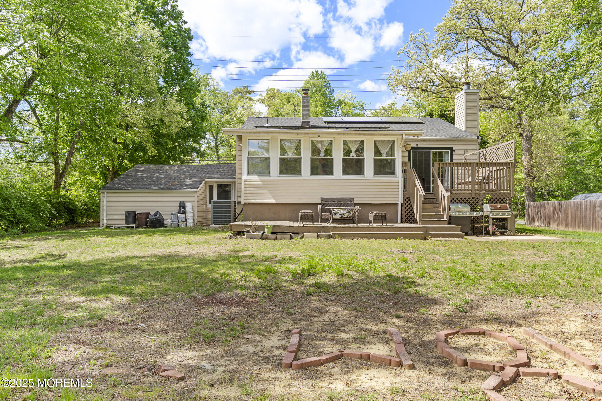 411 Manalapan Road, Spotswood, New Jersey image 39