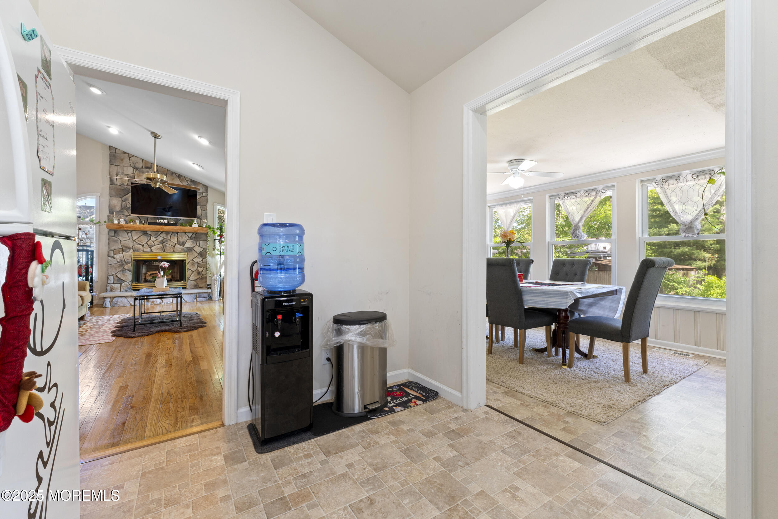 411 Manalapan Road, Spotswood, New Jersey image 16