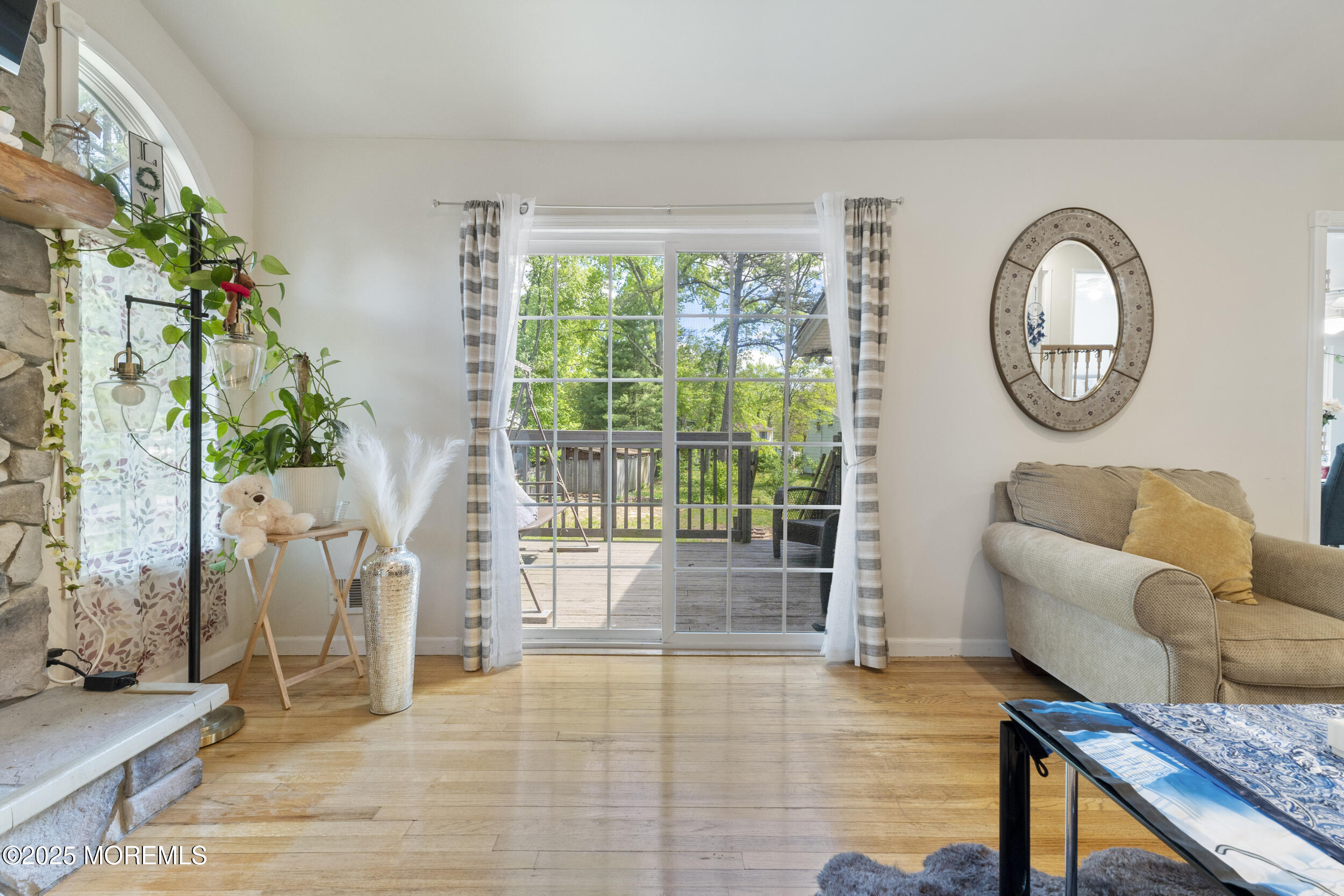 411 Manalapan Road, Spotswood, New Jersey image 9