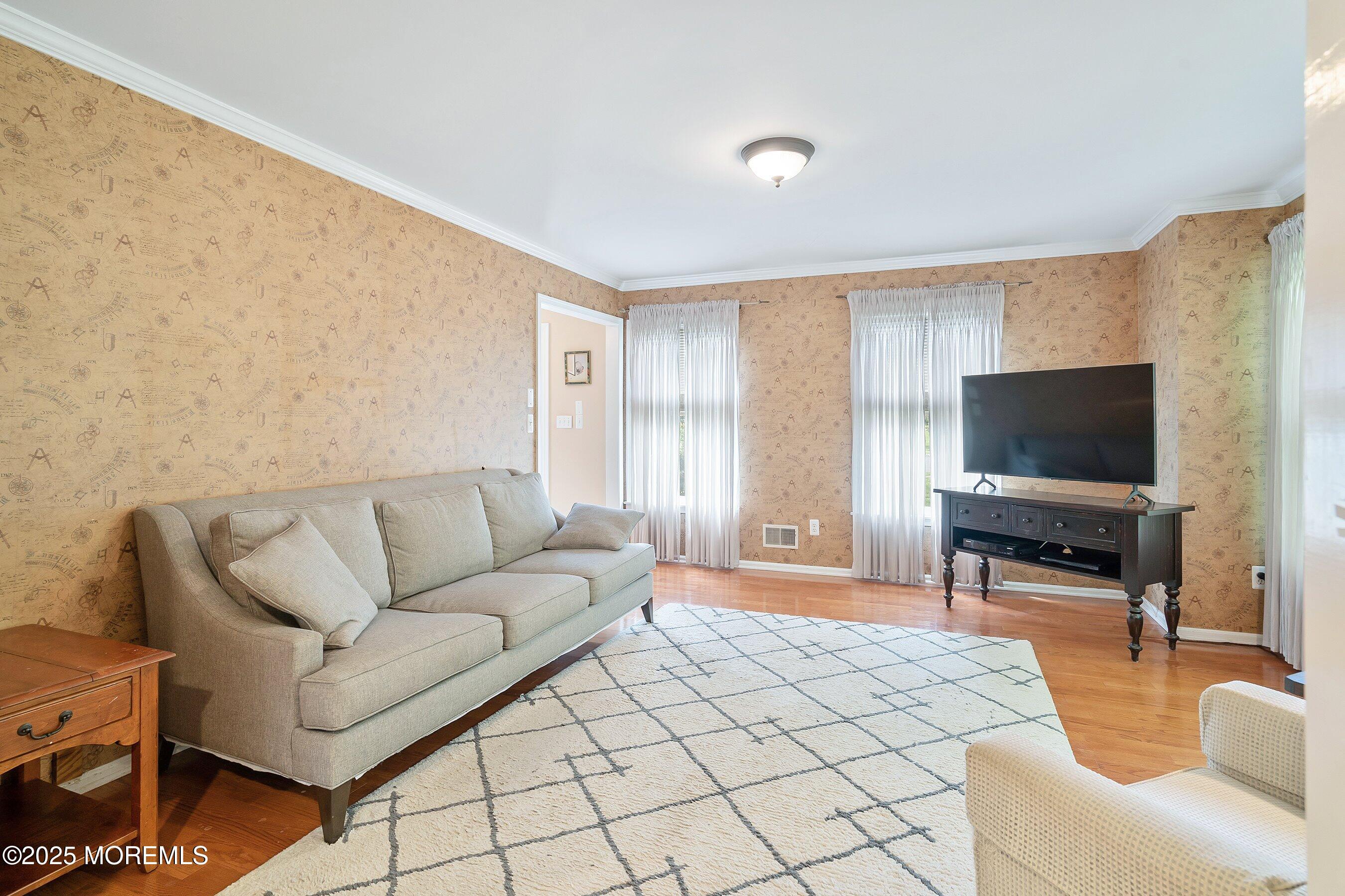 24 Statesboro Road, Freehold, New Jersey image 9