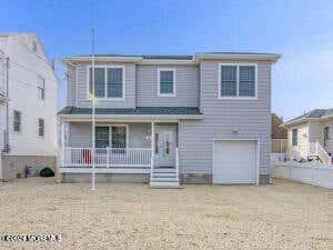 Homes For Rent - 26 Newark Avenue #SUMMER 2027<br/> Lavallette, NJ 08735