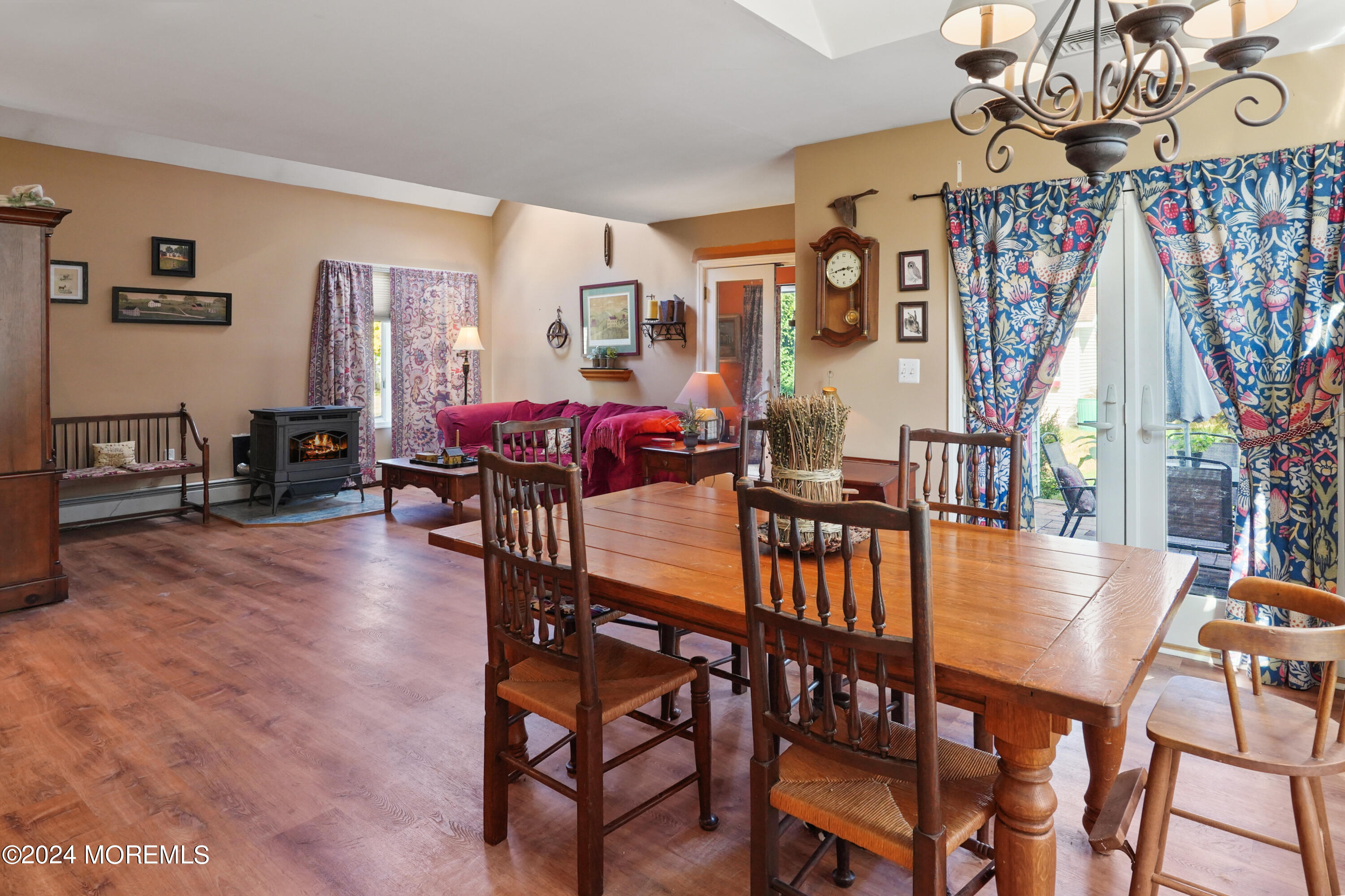 617 Carter Avenue, Port Monmouth, New Jersey image 9