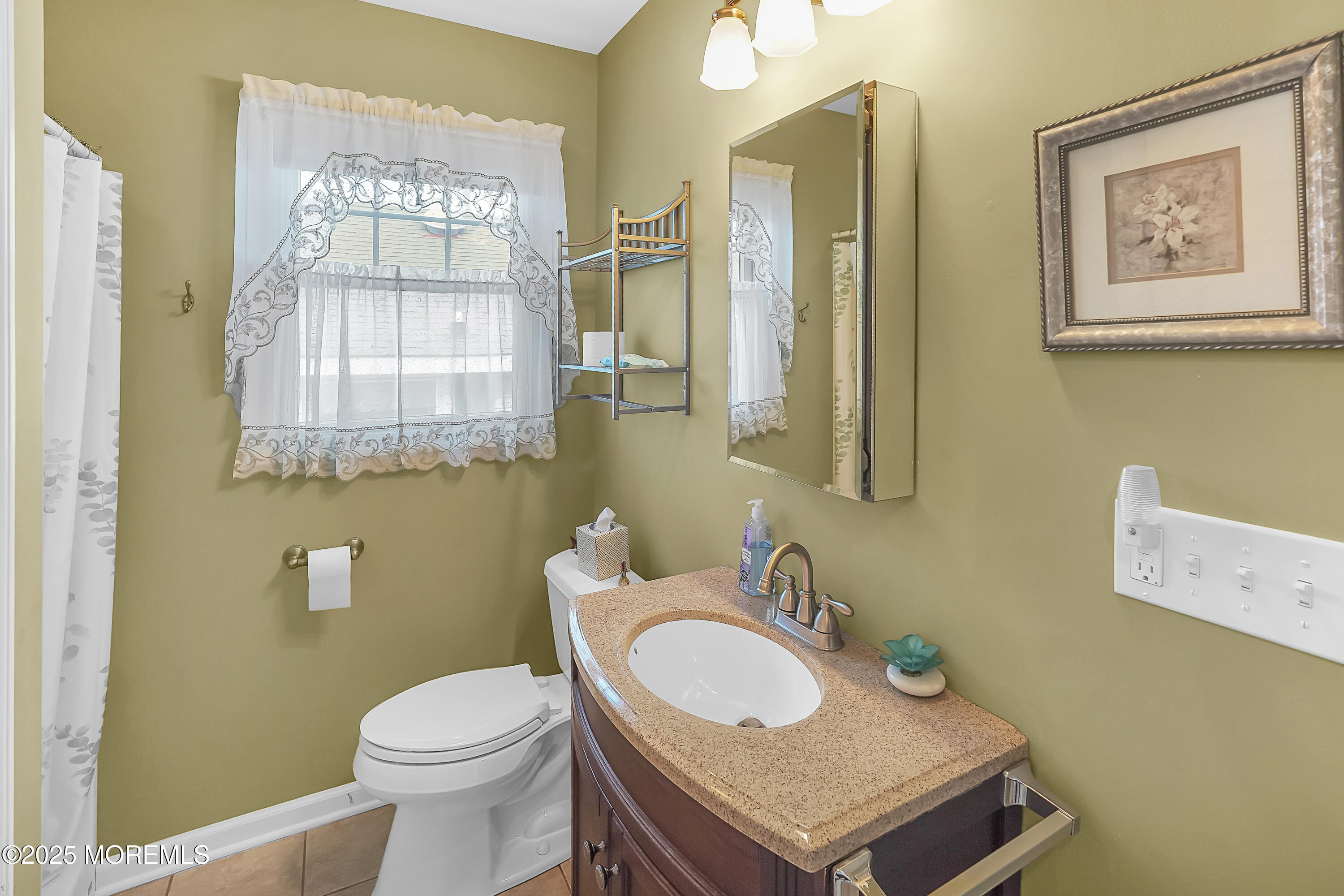 142 Black Point Road #B2, Rumson, New Jersey image 20