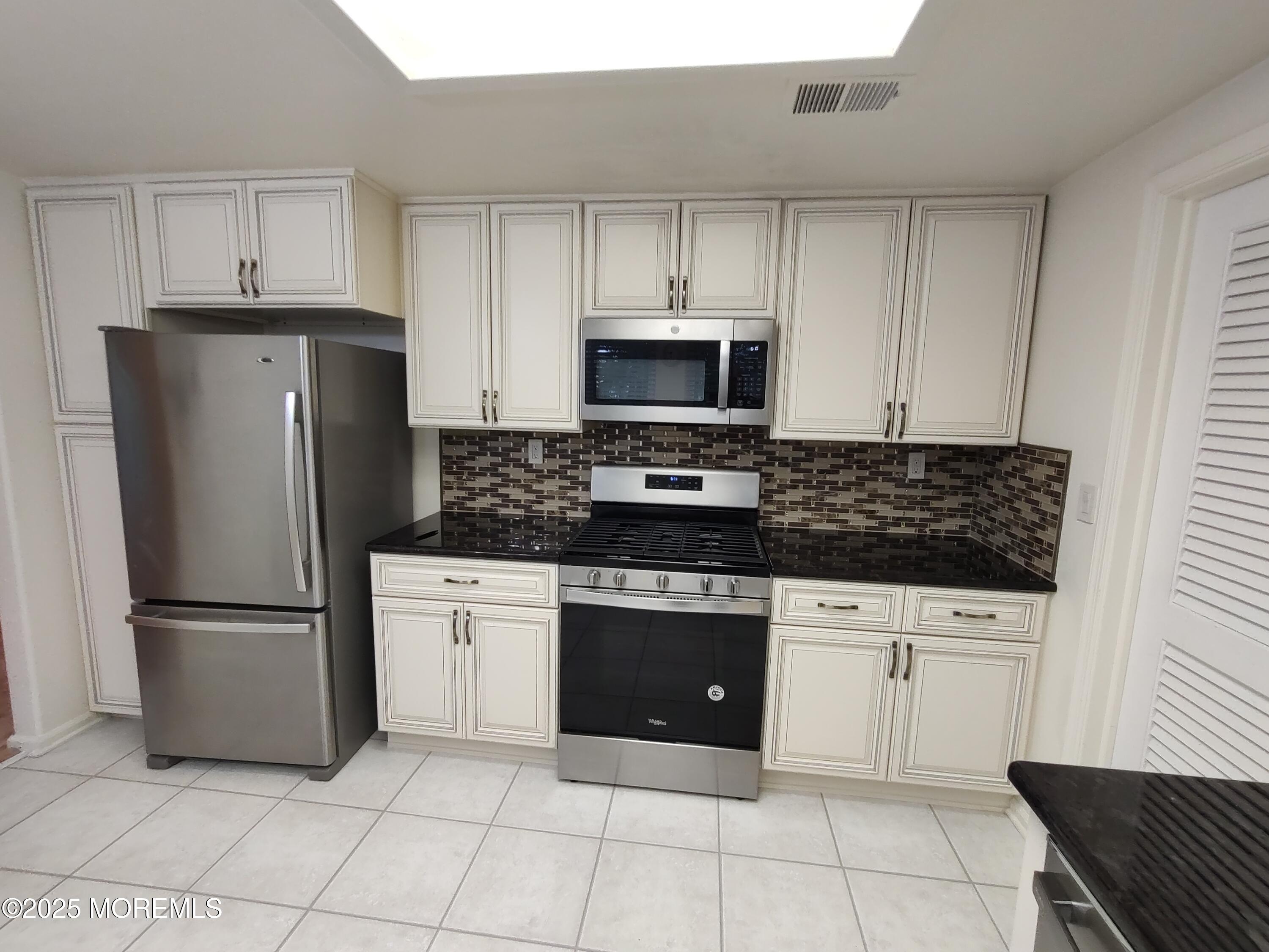 876B Winchester Court, Manchester, New Jersey image 15
