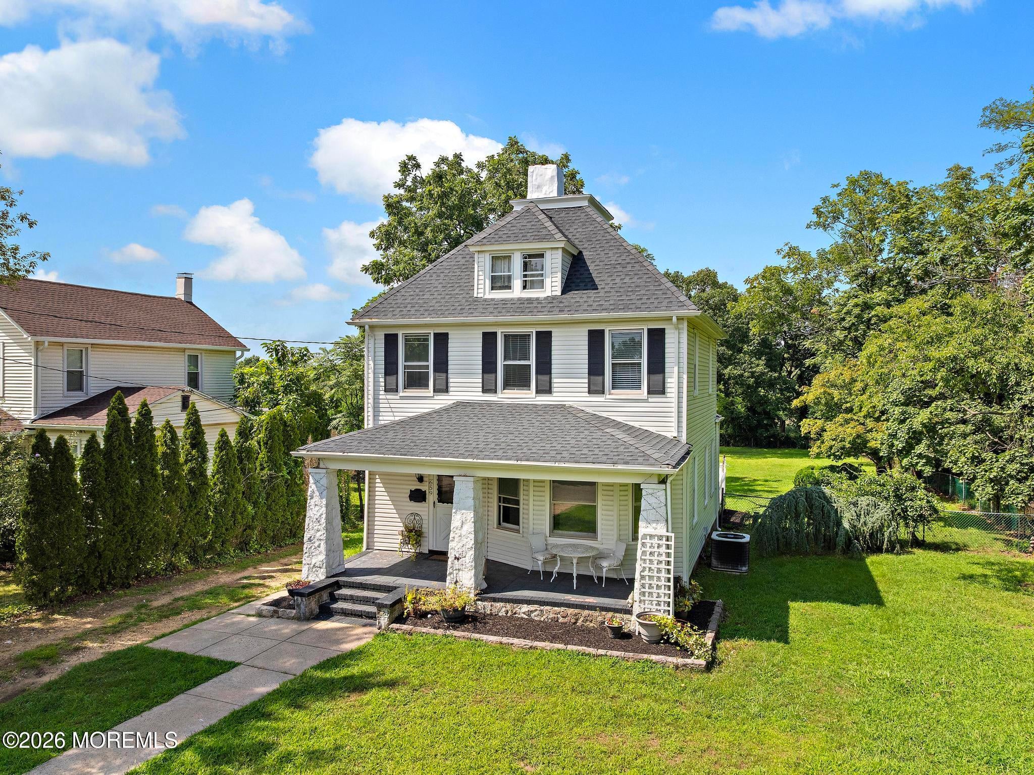 659 Mcclellan Street