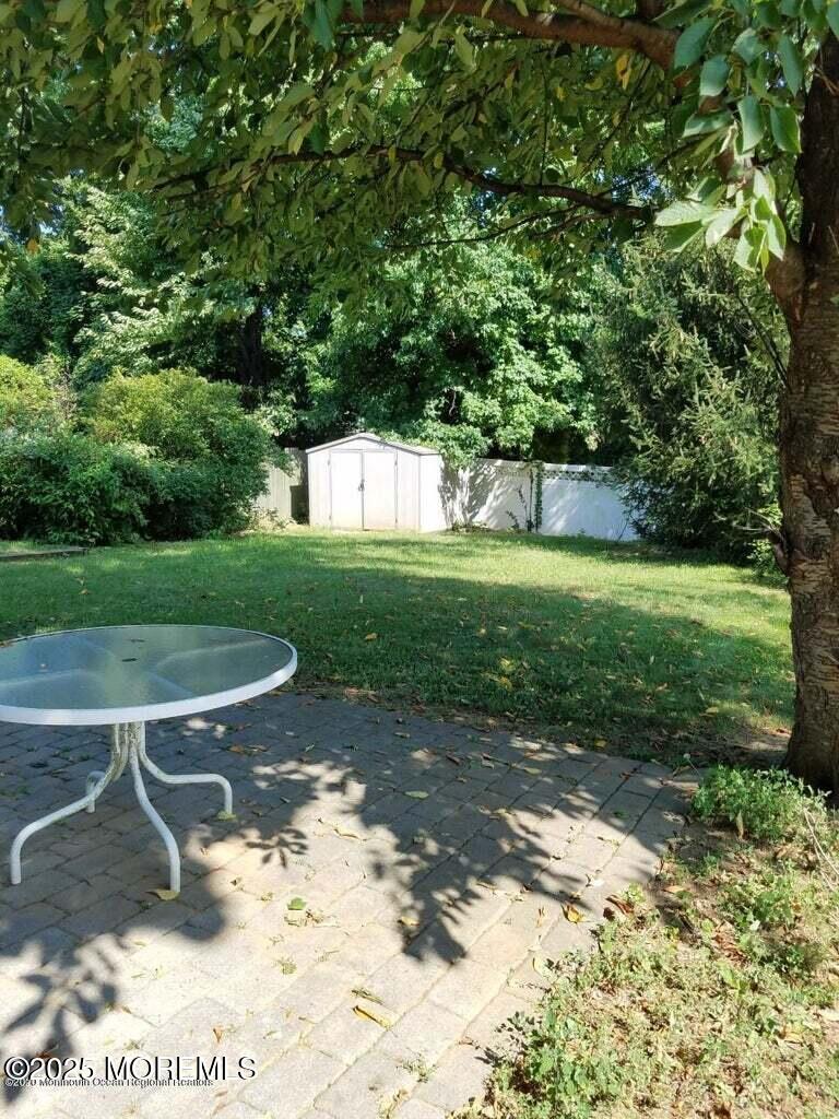 11 Powell Avenue, Atlantic Highlands, New Jersey image 3