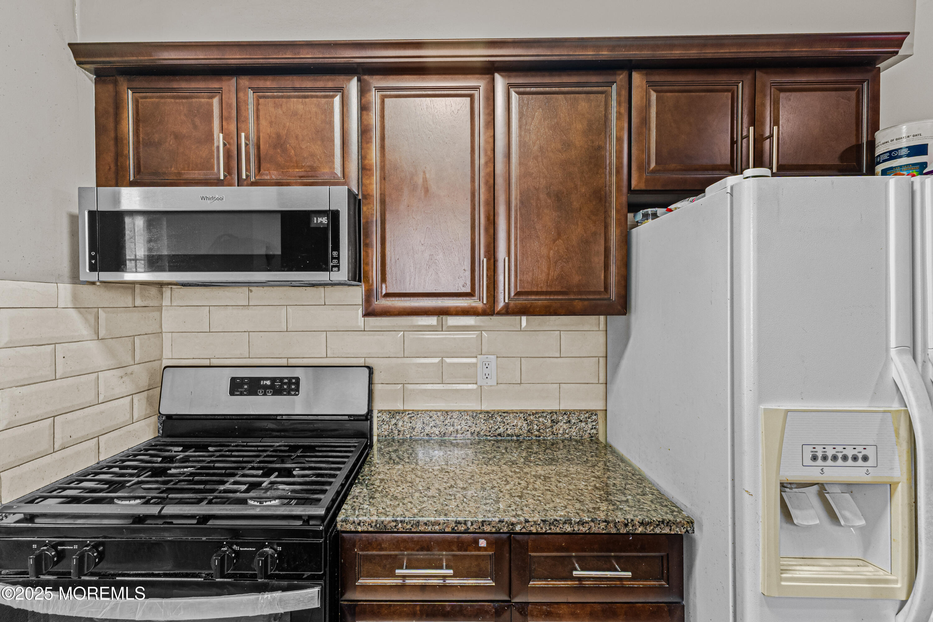 26 Brewster Circle, Old Bridge, New Jersey image 13