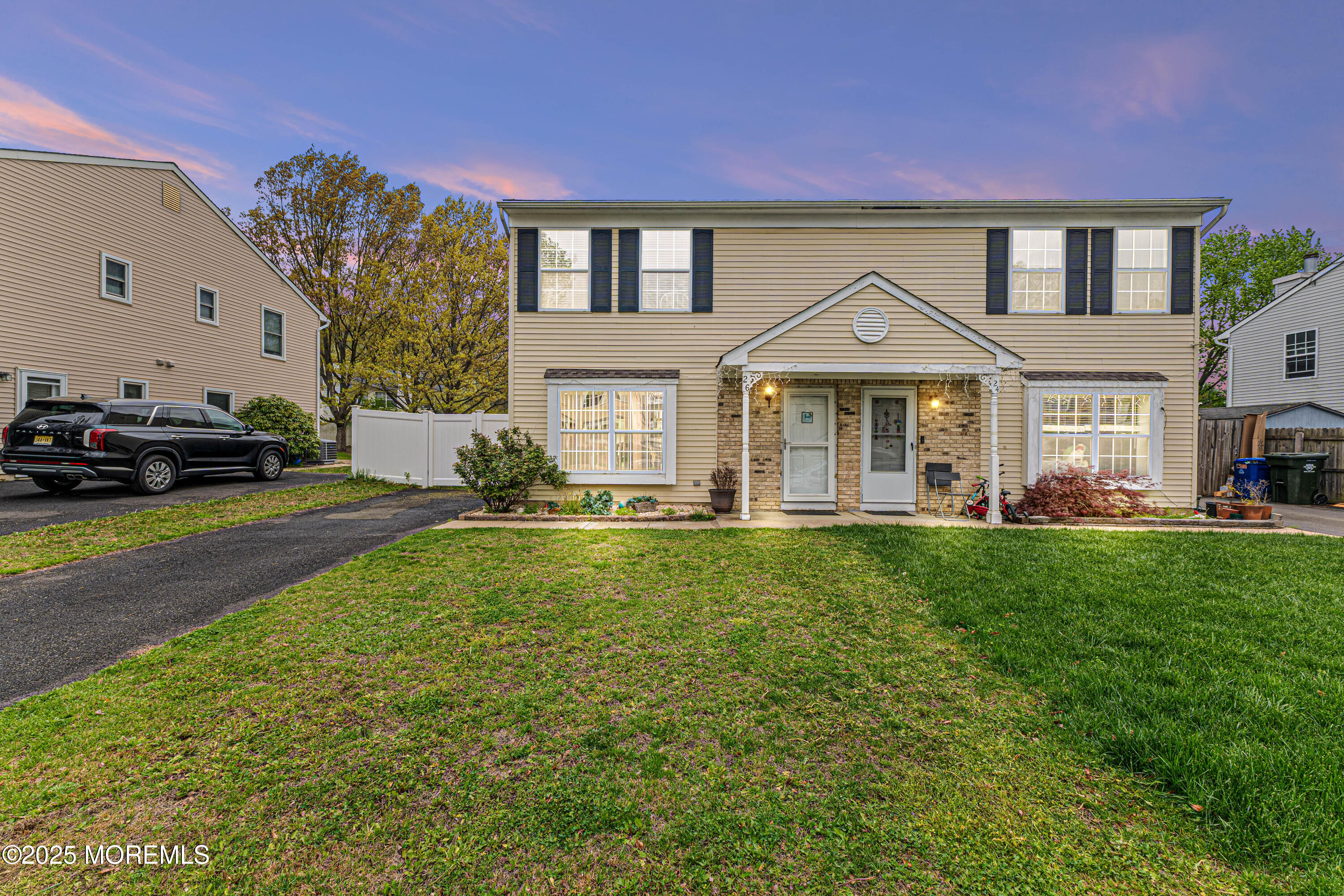 26 Brewster Circle, Old Bridge, New Jersey image 2