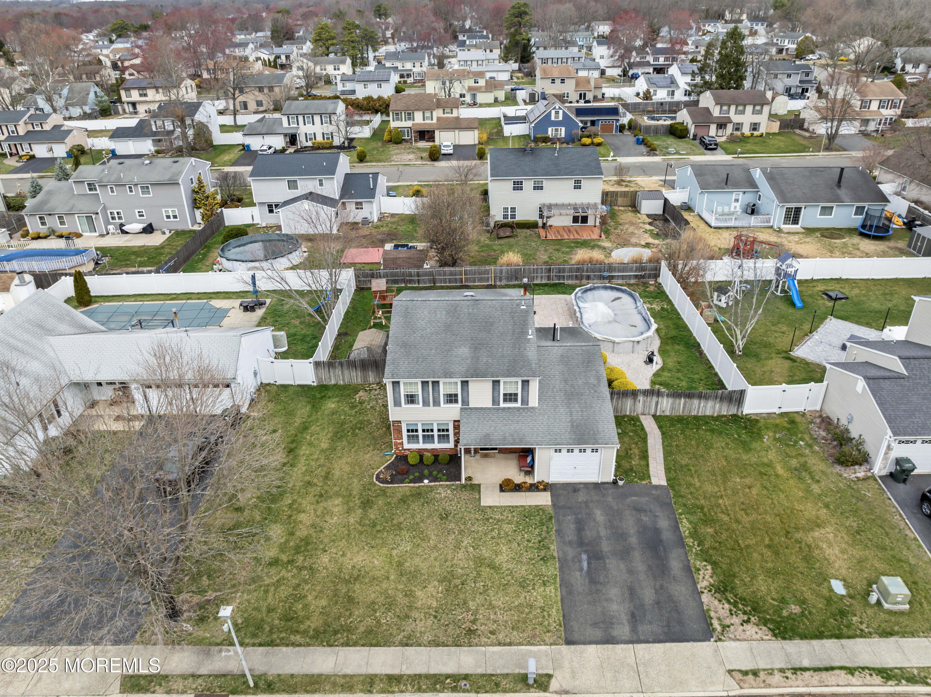 6 Blueberry Path, Howell, New Jersey image 35