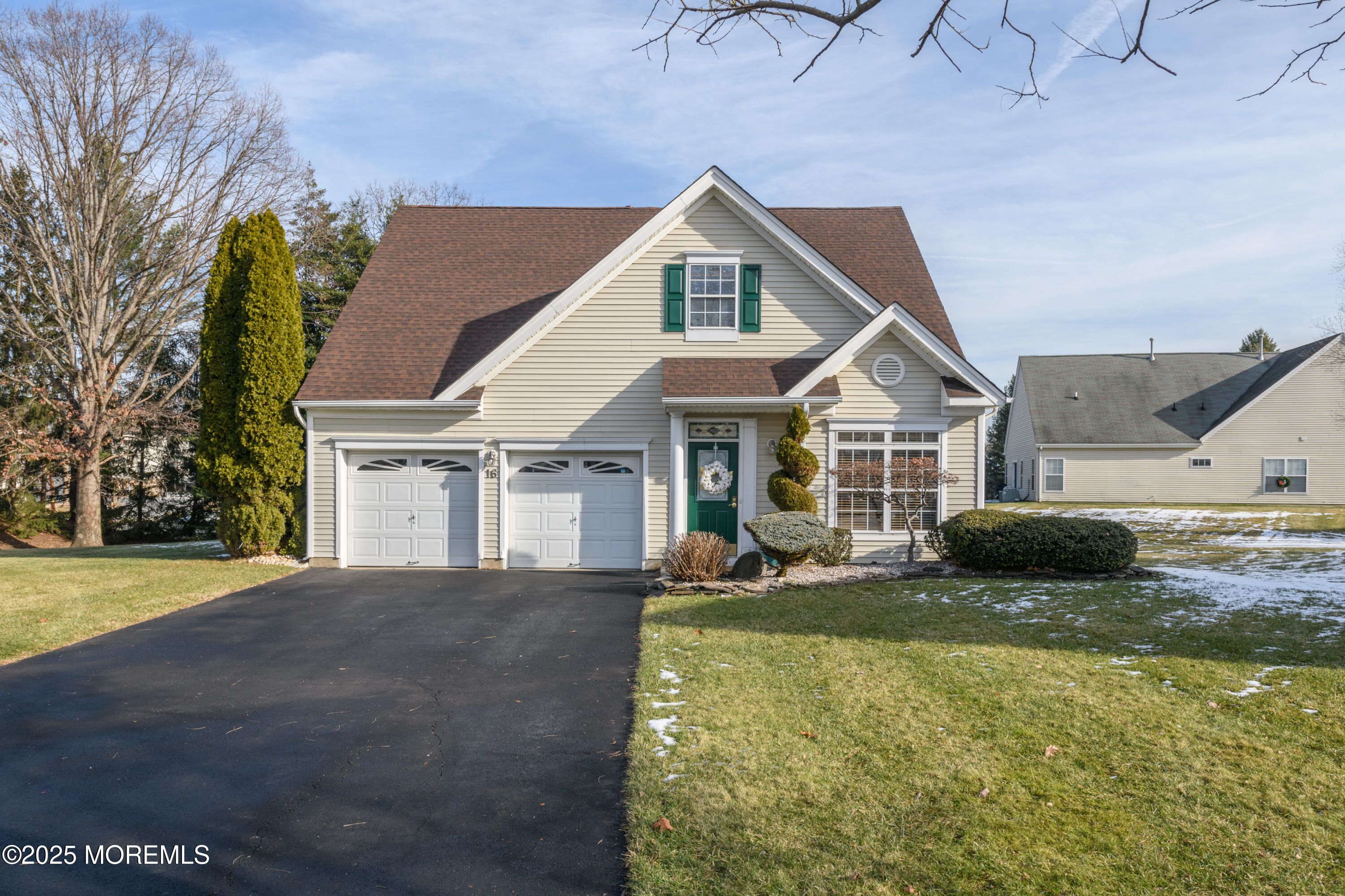 16 Hyacinth Court, Holmdel, New Jersey image 1