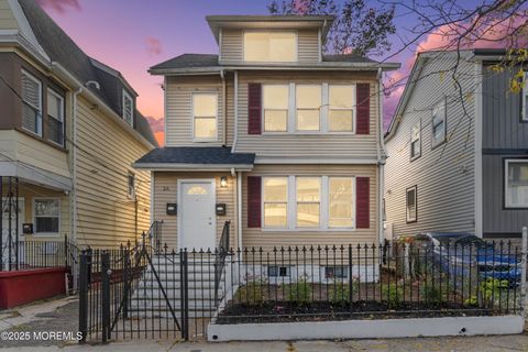 Multifamily For Sale - 24-26 Irving Avenue<br/> Newark, NJ 07112