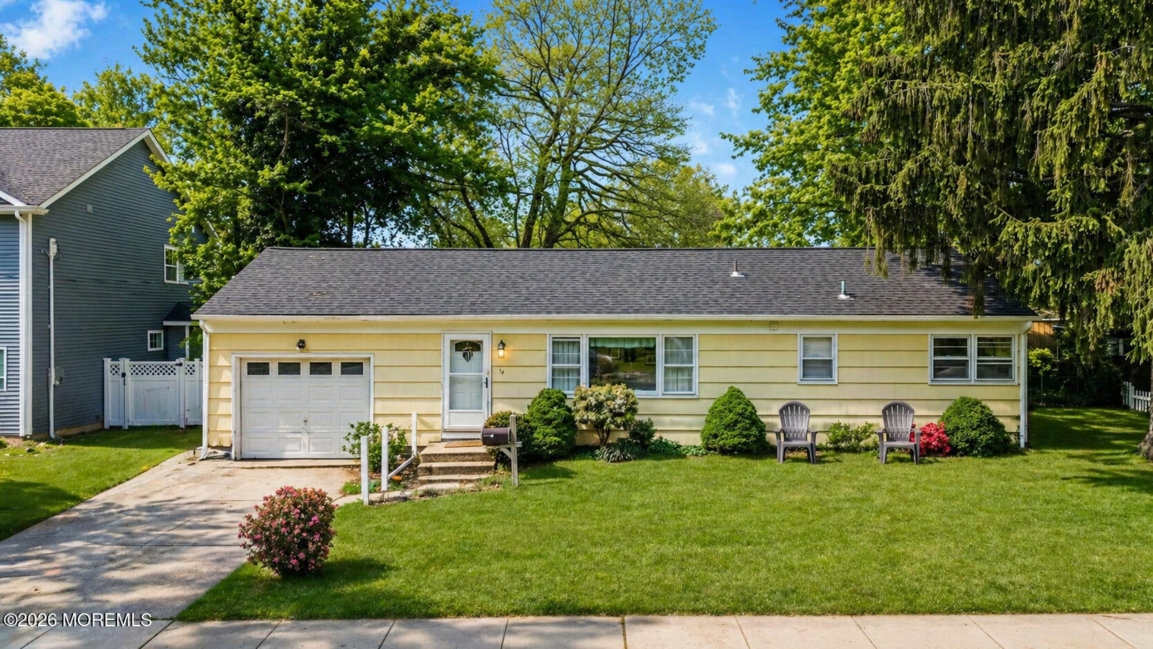 74 Center Avenue