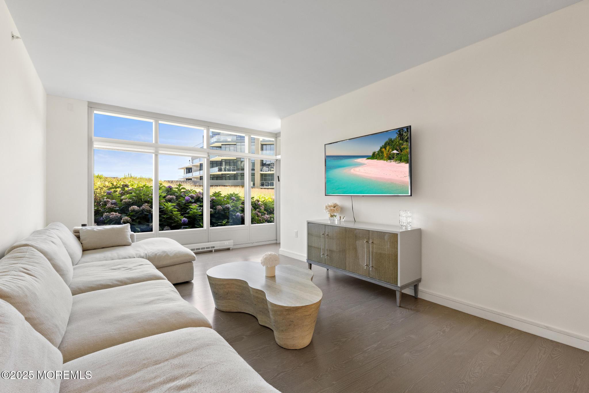 30 Melrose Terrace 216