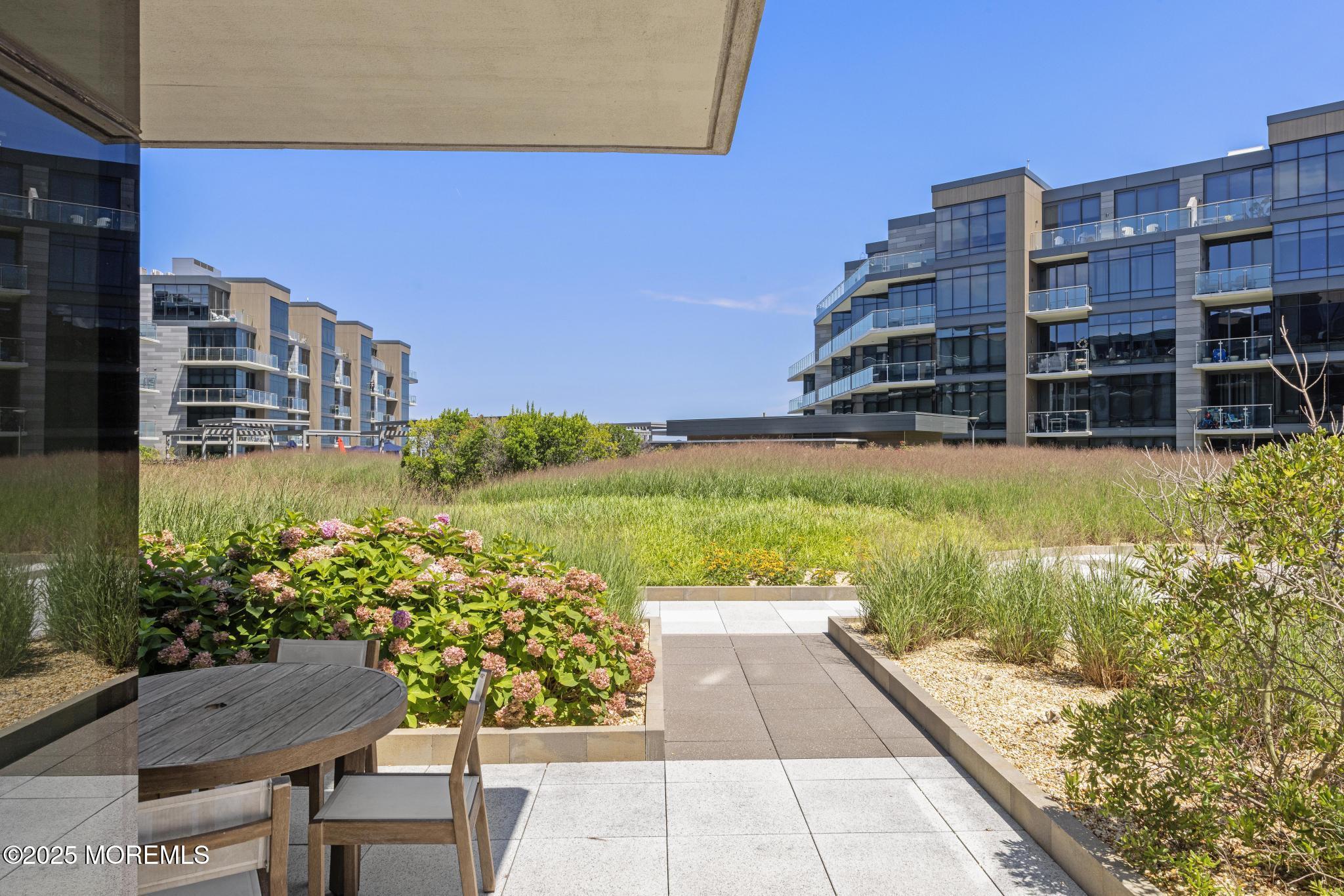 30 Melrose Terrace 216