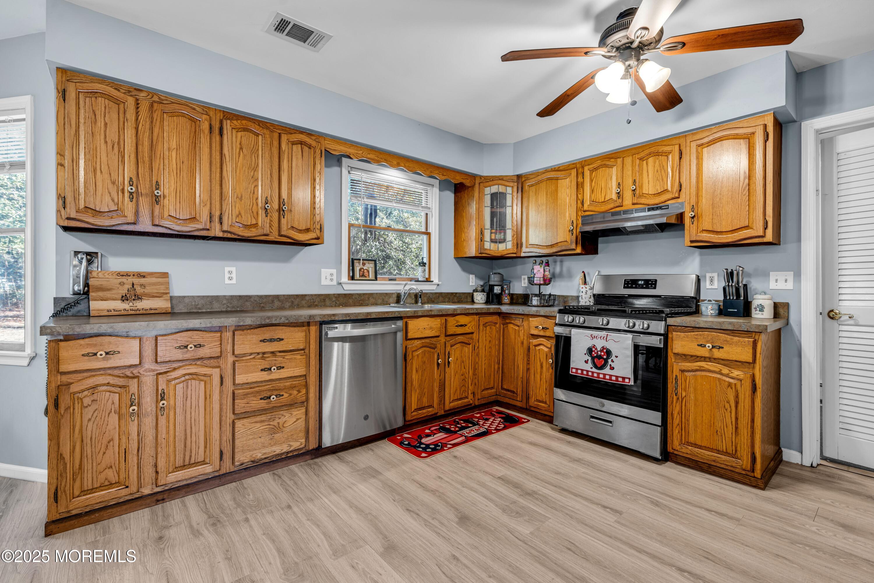 7 Colton Court, Bayville, New Jersey image 14