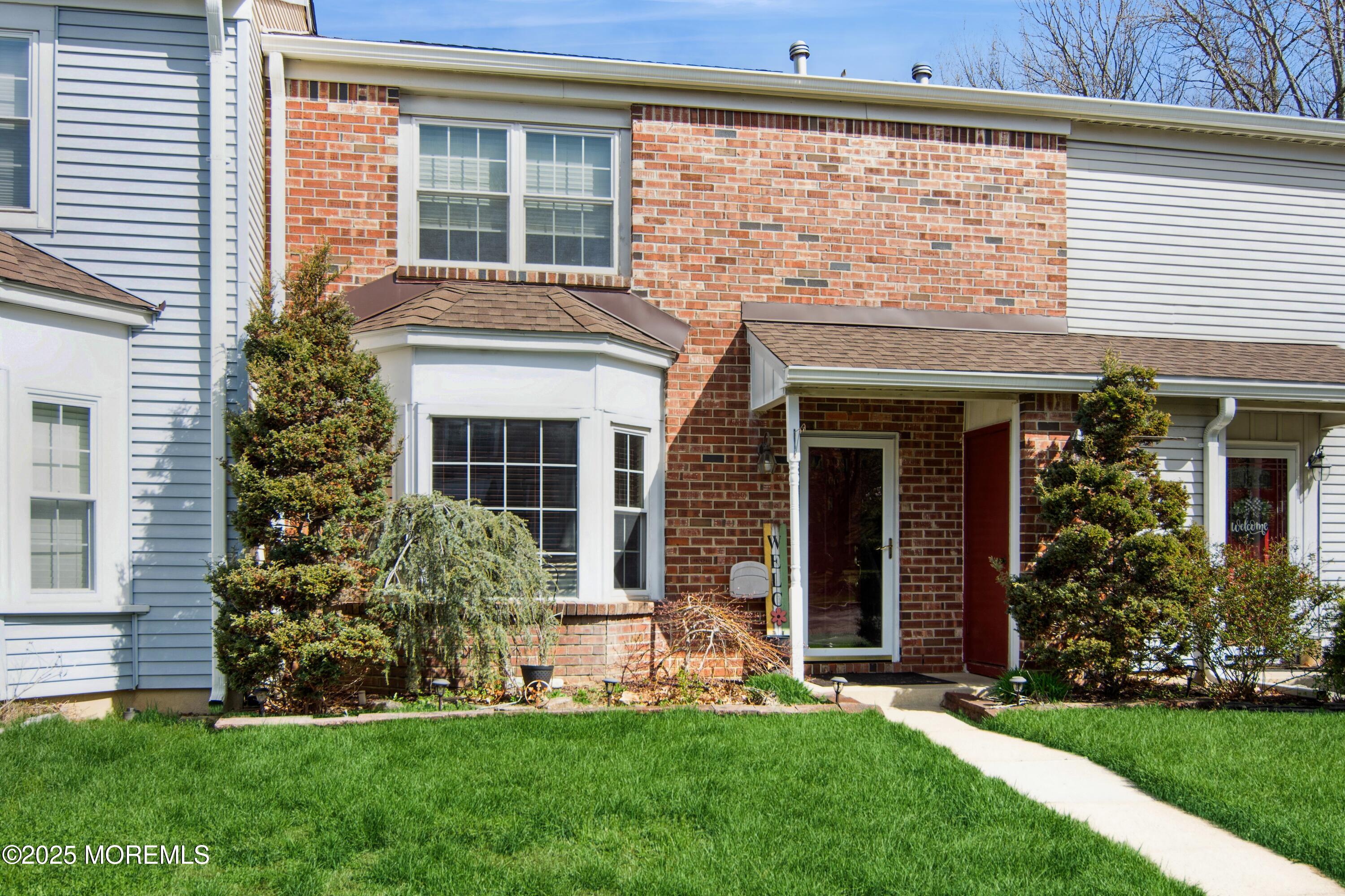 166 Devon Court, Old Bridge, New Jersey image 1