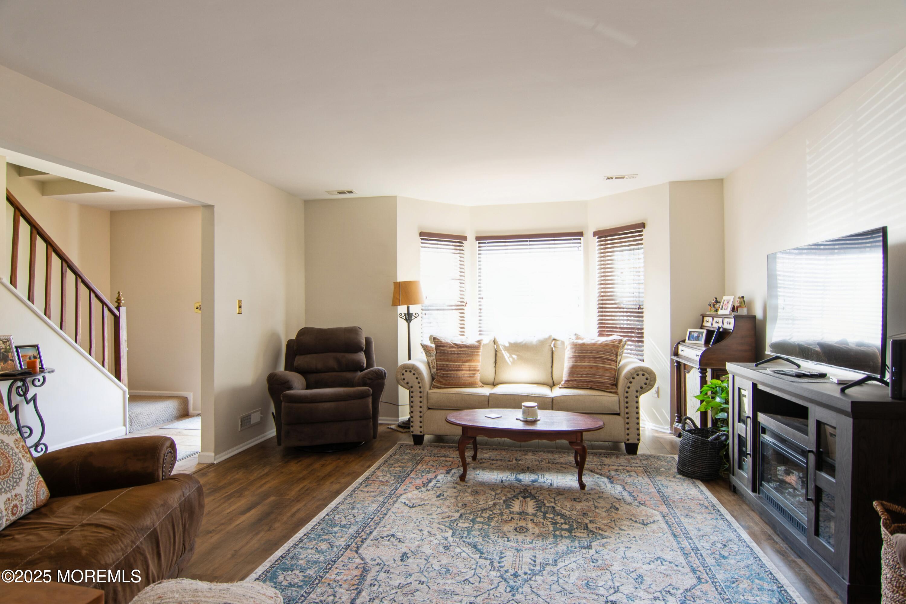 166 Devon Court, Old Bridge, New Jersey image 4