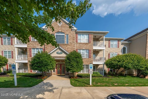 Condo For Sale - 319 Sophee Lane<br/> Ocean County, Lakewood, NJ 08701