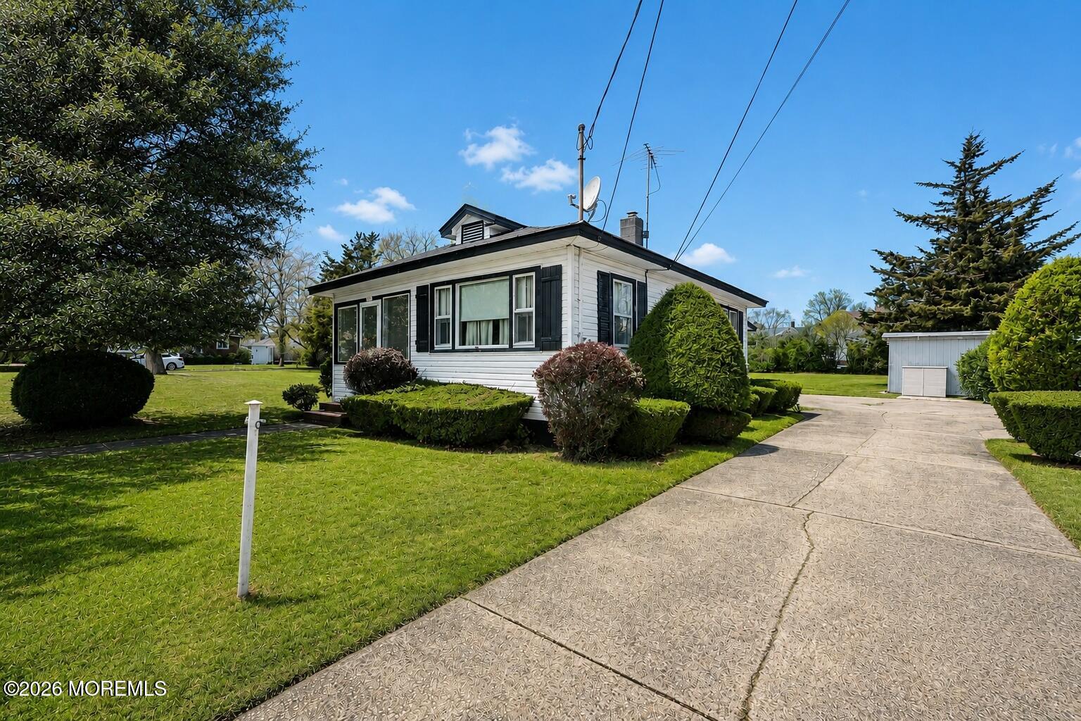 574 Central Avenue