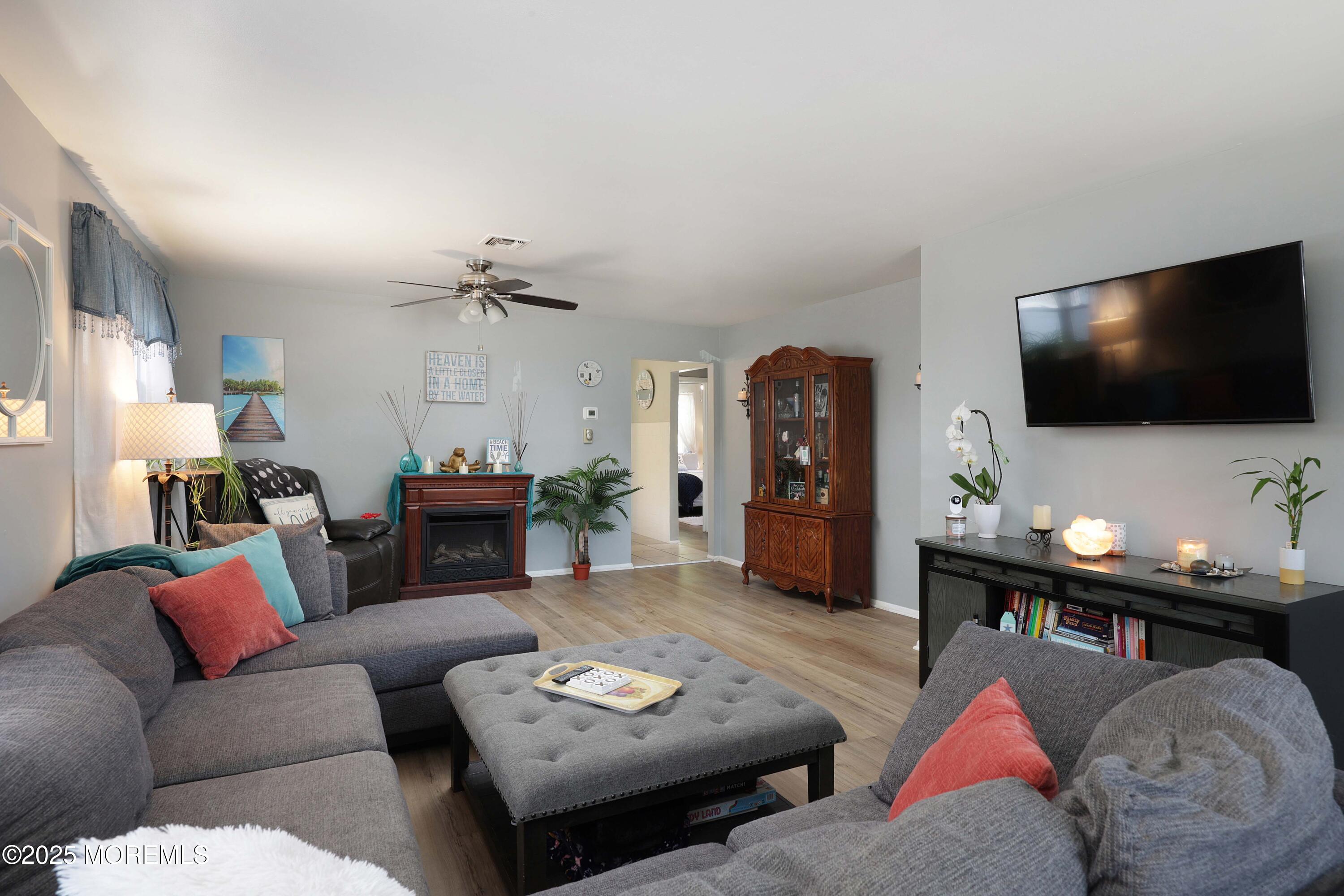 471 Saint Thomas Drive, Toms River, New Jersey image 7