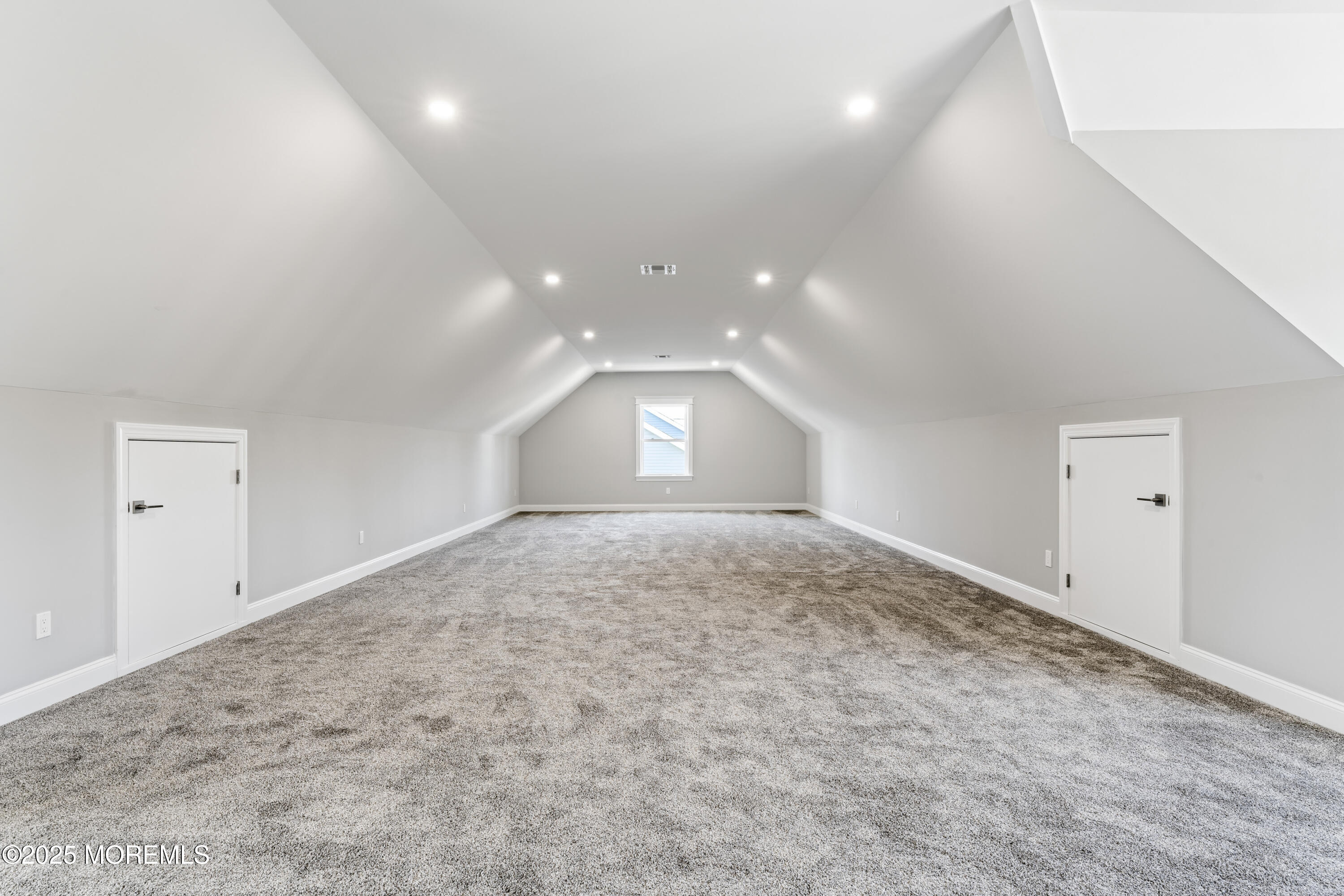 813 Naryshkin Way, Toms River, New Jersey image 34