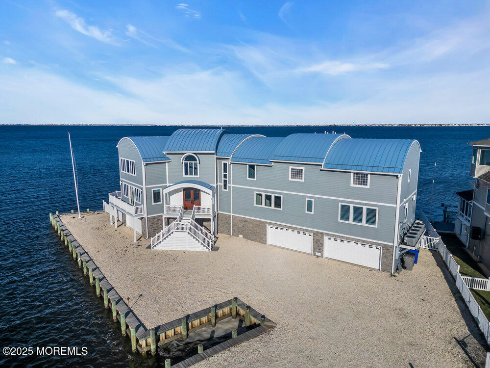 2 Cove Point Road, Toms River, New Jersey image 1